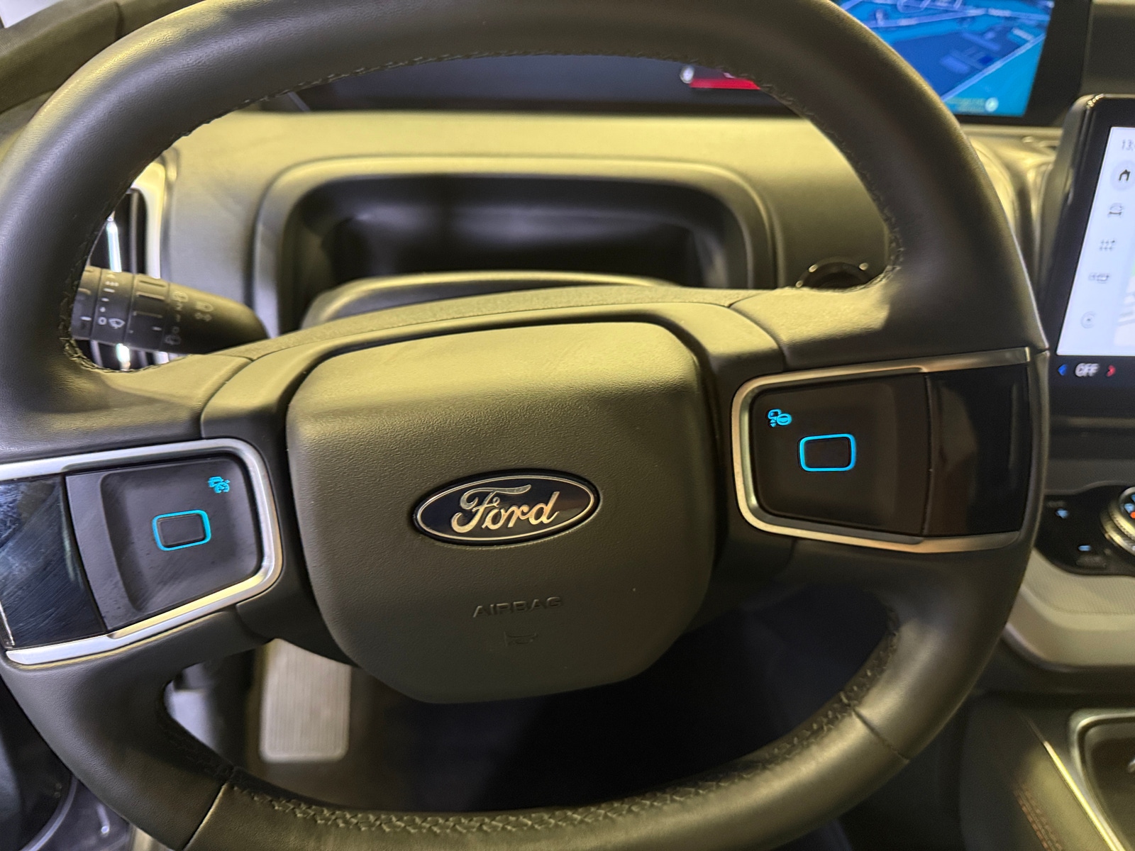 Thumbnail: 2025 Ford Expedition - 5