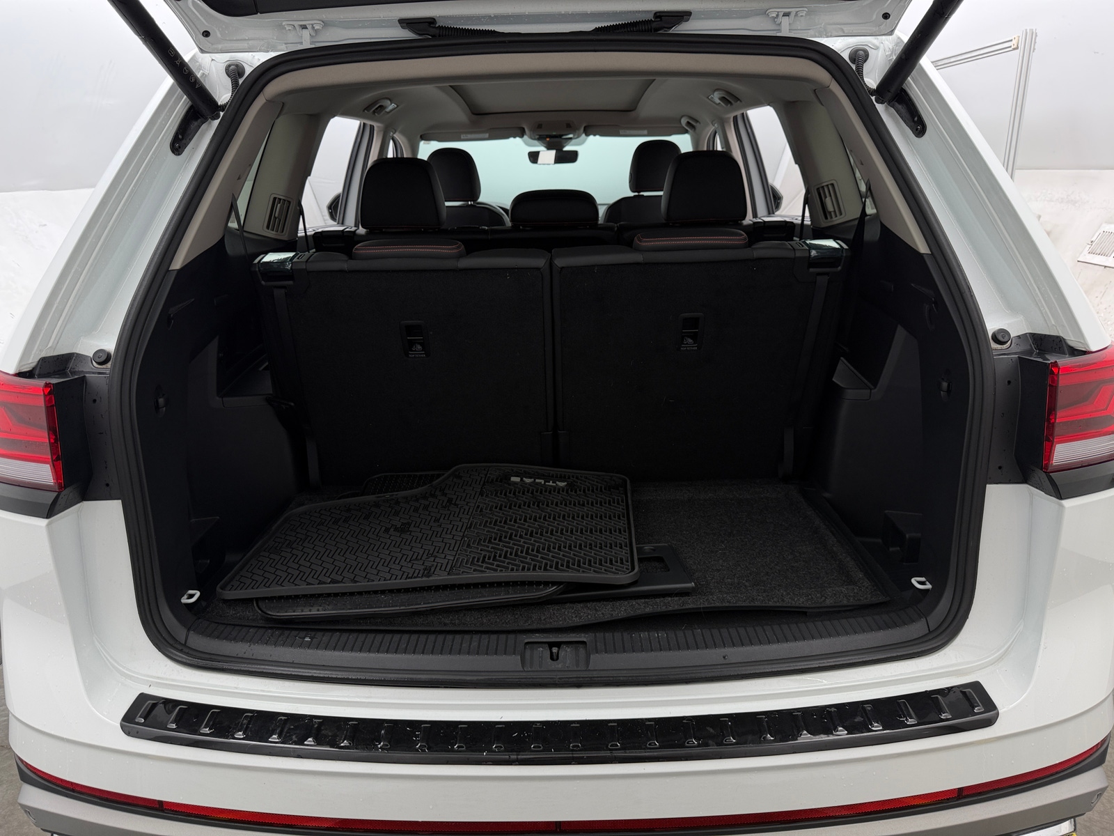 Thumbnail: 2025 Volkswagen Atlas - 6