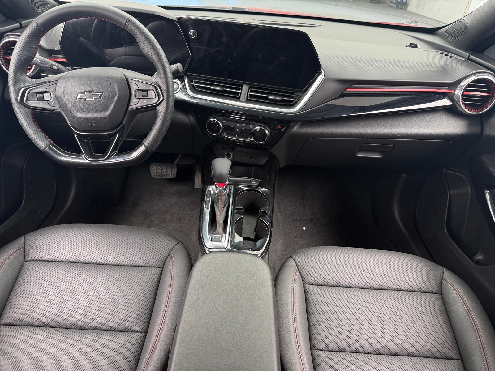 Thumbnail: 2026 Chevrolet Trax - 2