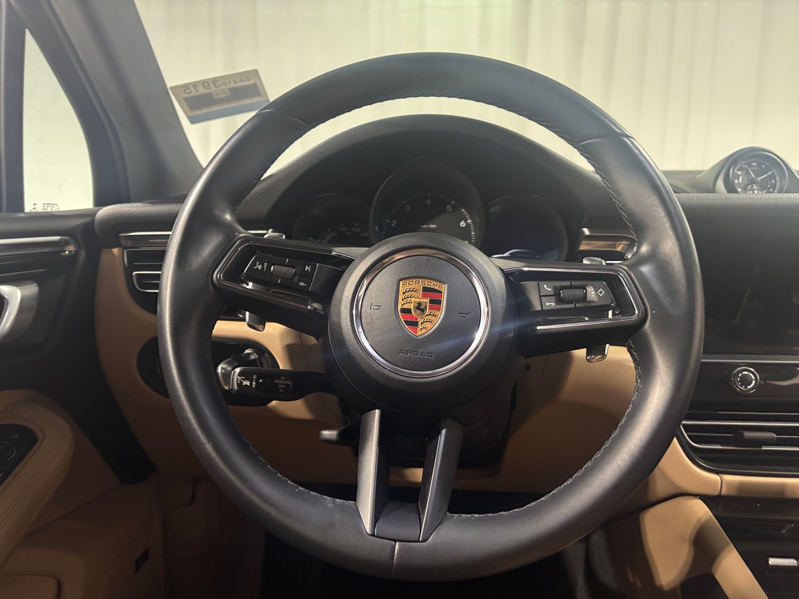 Thumbnail: 2023 Porsche Macan - 4