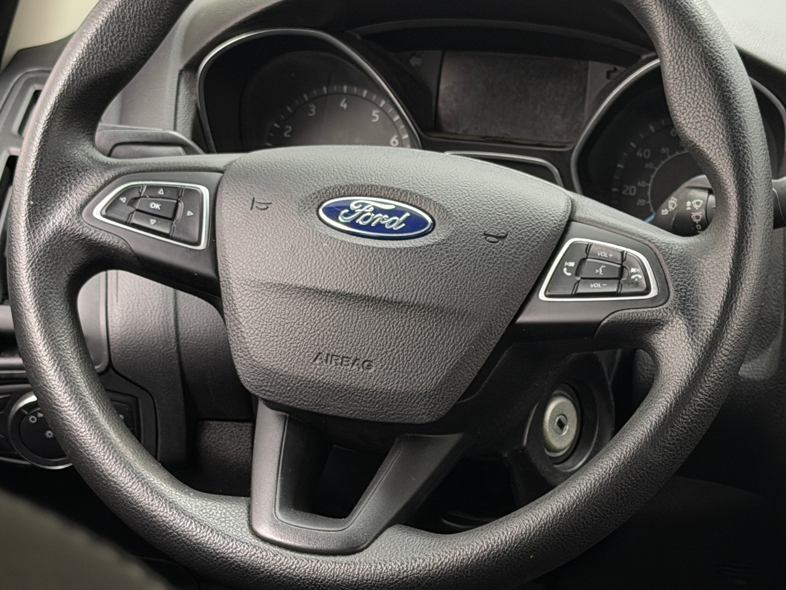 Thumbnail: 2018 Ford Focus - 5