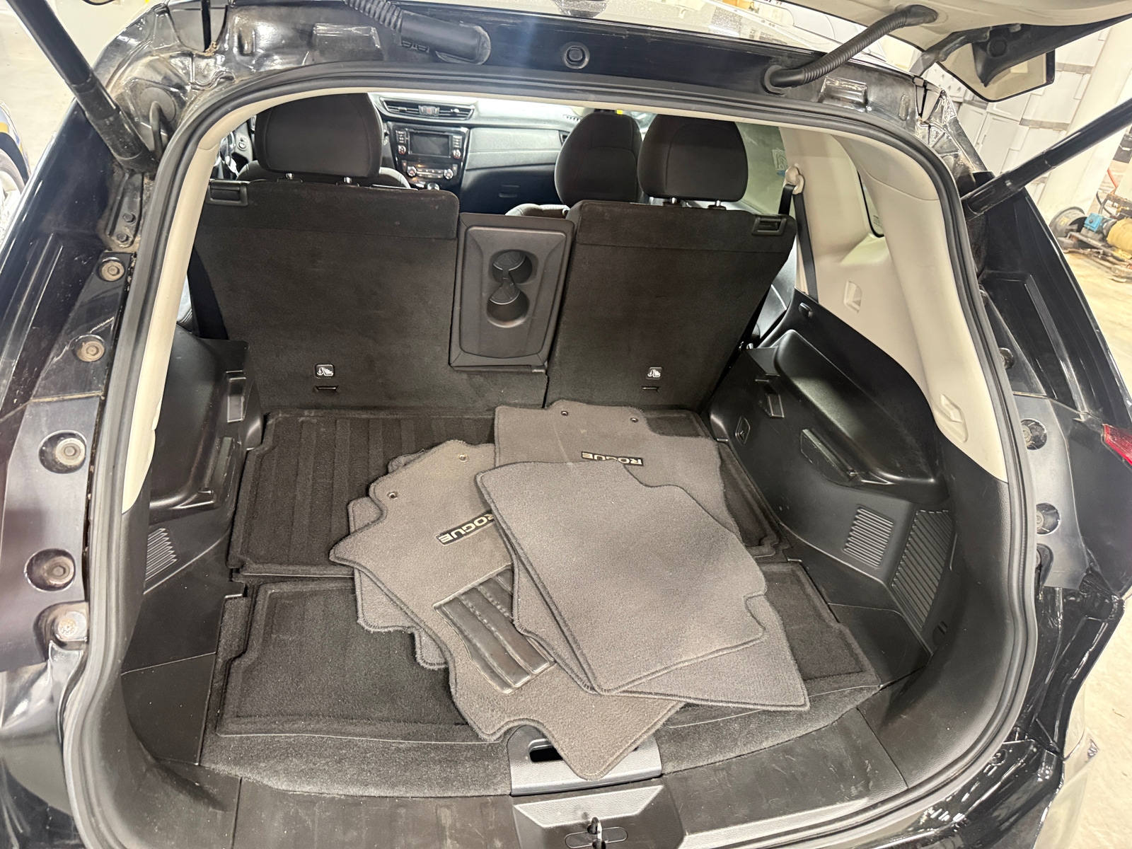 Thumbnail: 2019 Nissan Rogue - 7