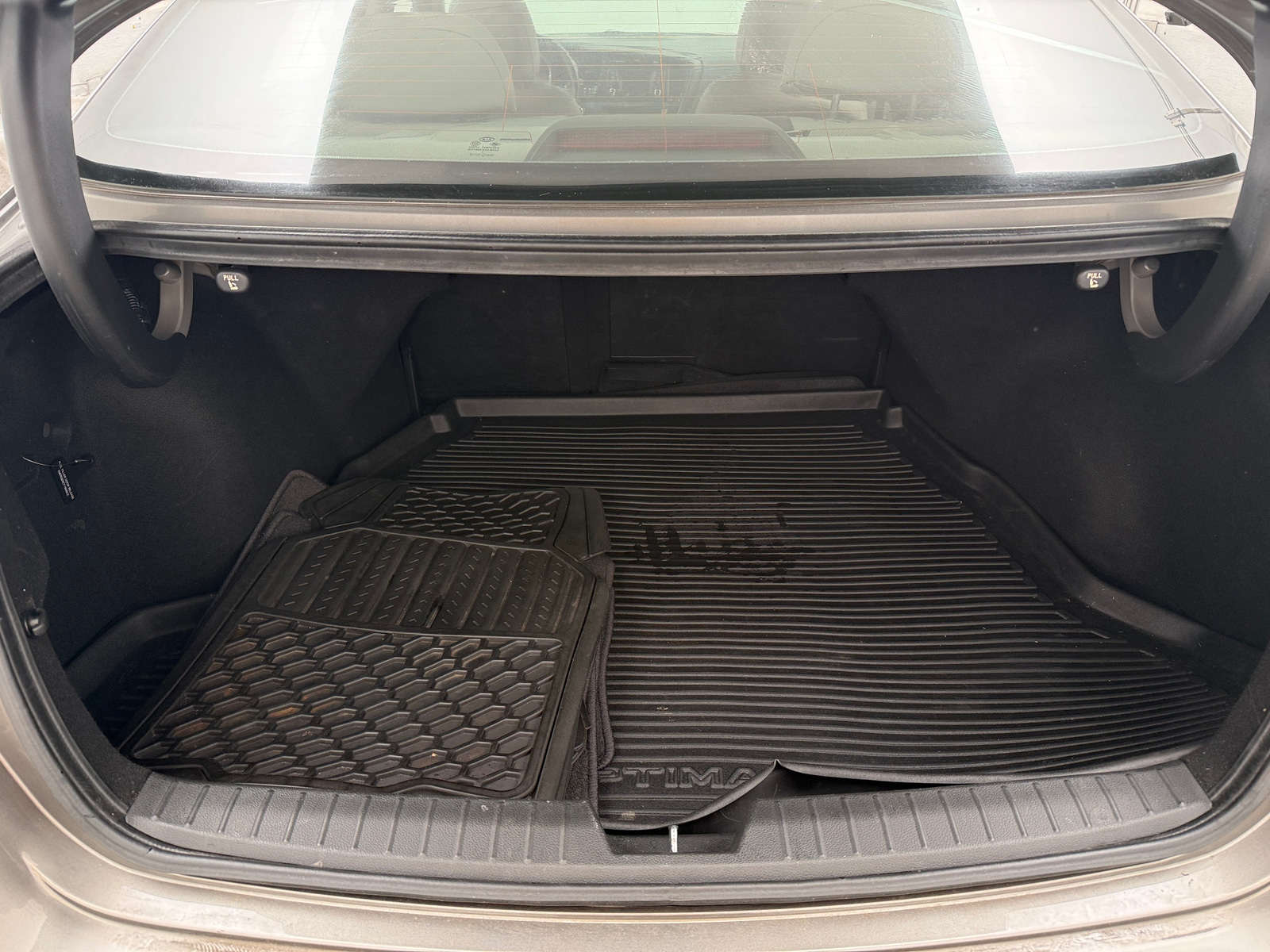 Thumbnail: 2012 Kia Optima - 6