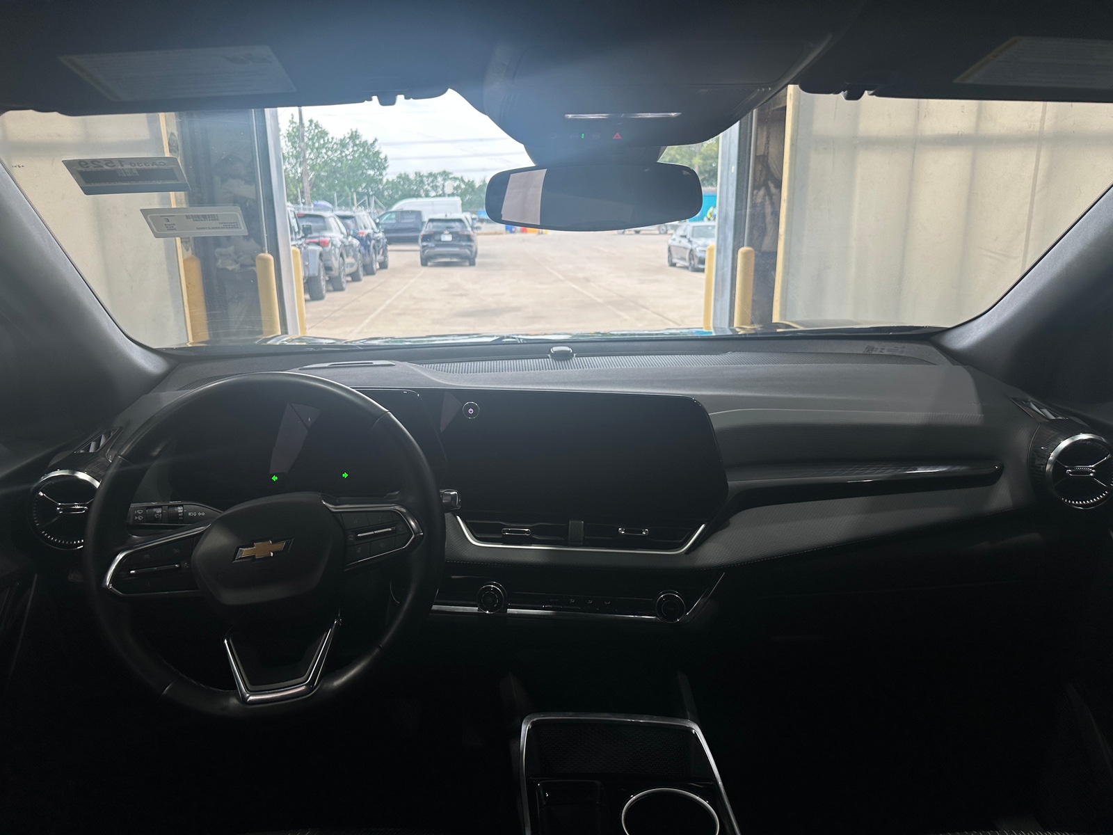 Thumbnail: 2025 Chevrolet Equinox - 3