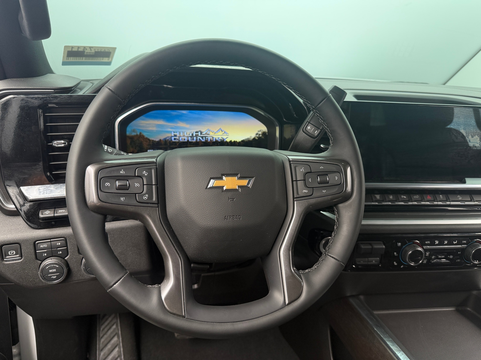 Thumbnail: 2025 Chevrolet Silverado 2500 - 4