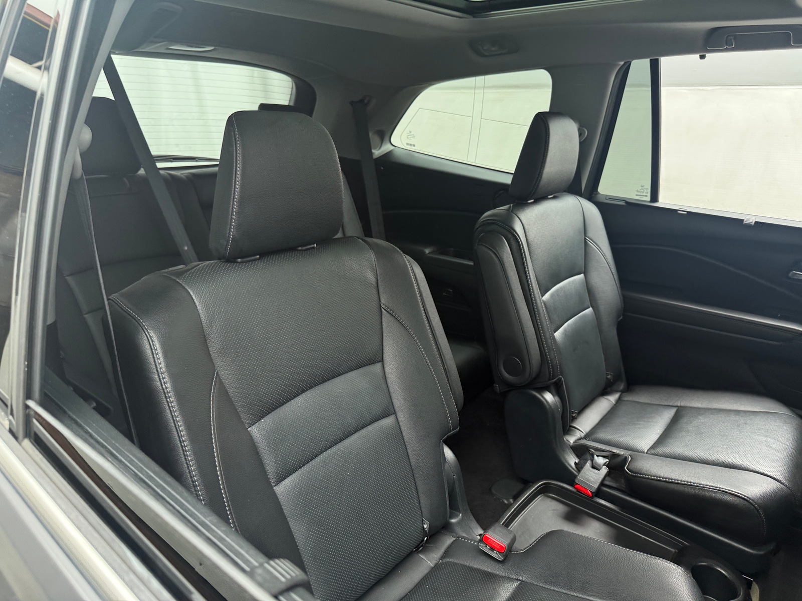 Thumbnail: 2016 Honda Pilot - 5