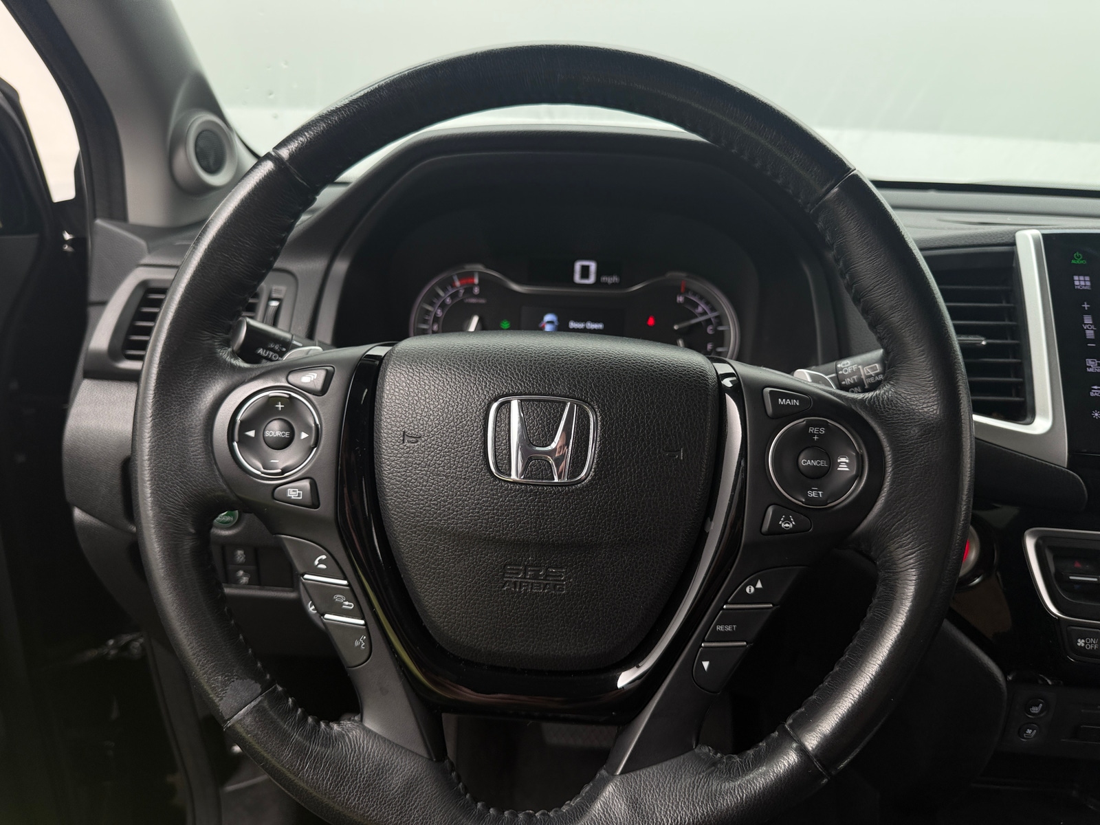 Thumbnail: 2016 Honda Pilot - 4