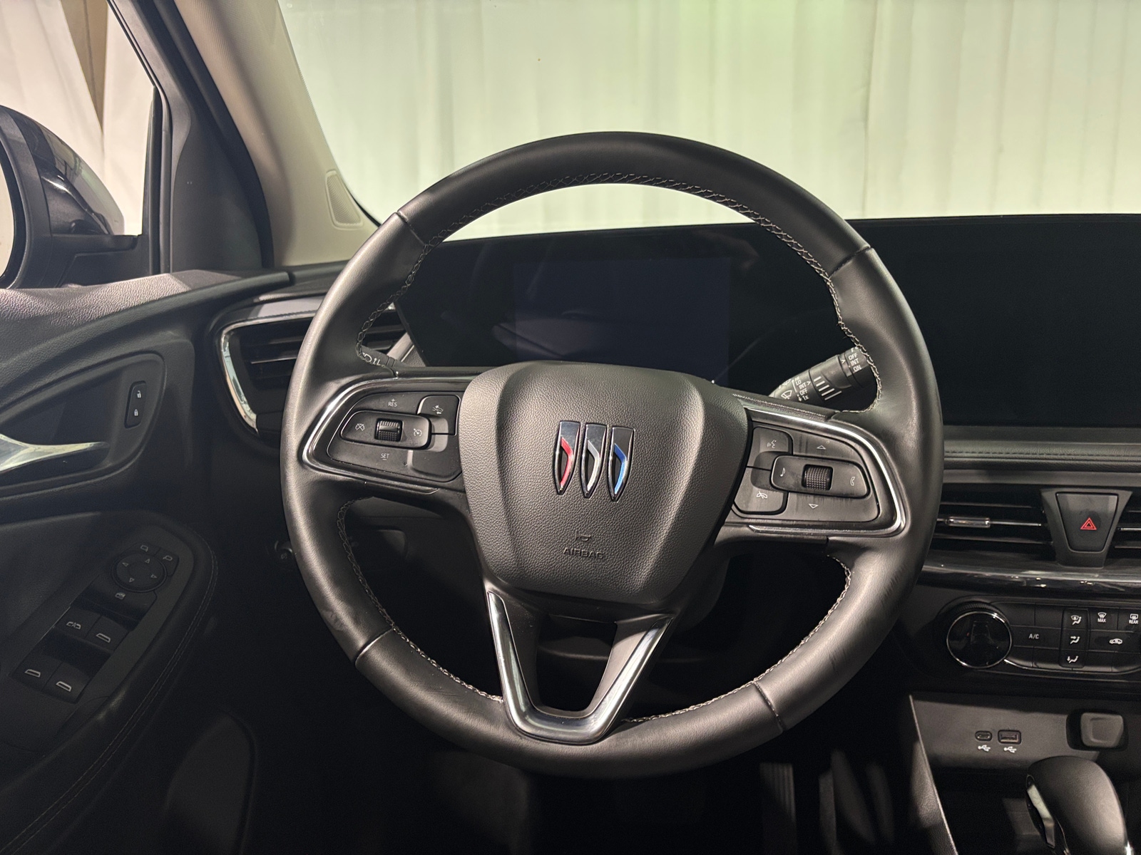 Thumbnail: 2025 Buick Encore GX - 4