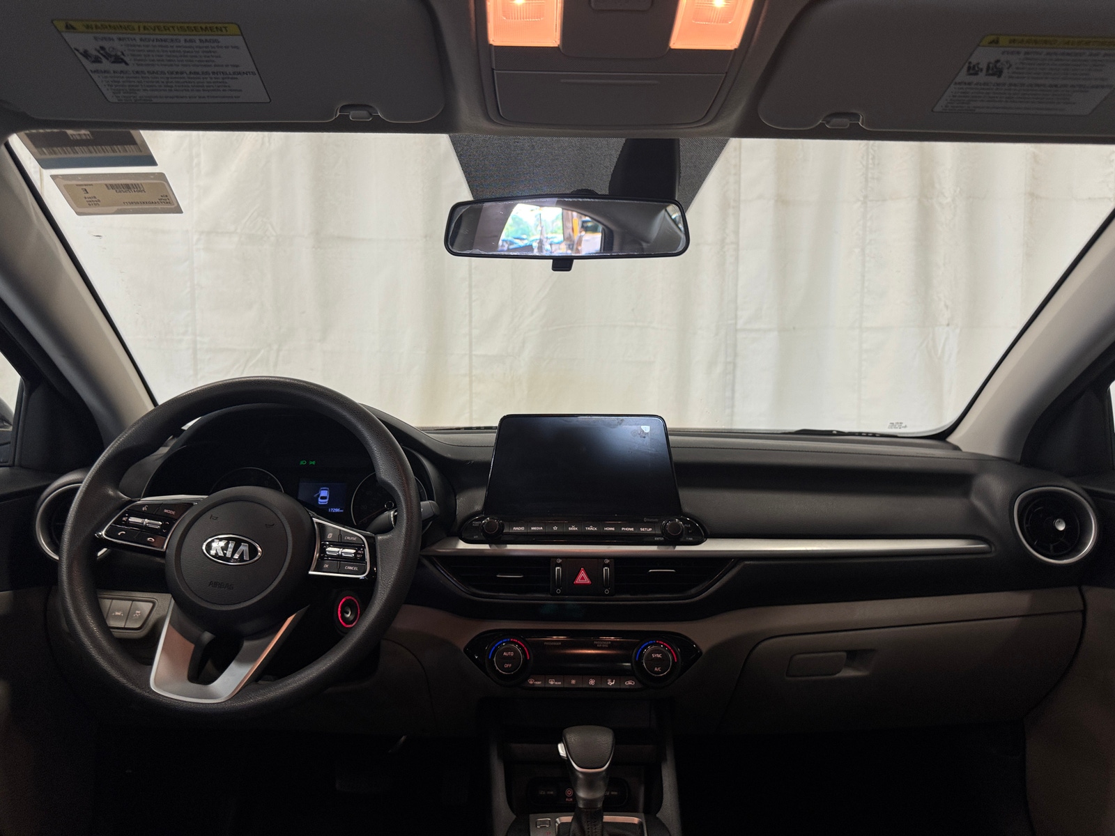 Thumbnail: 2019 Kia Forte - 3