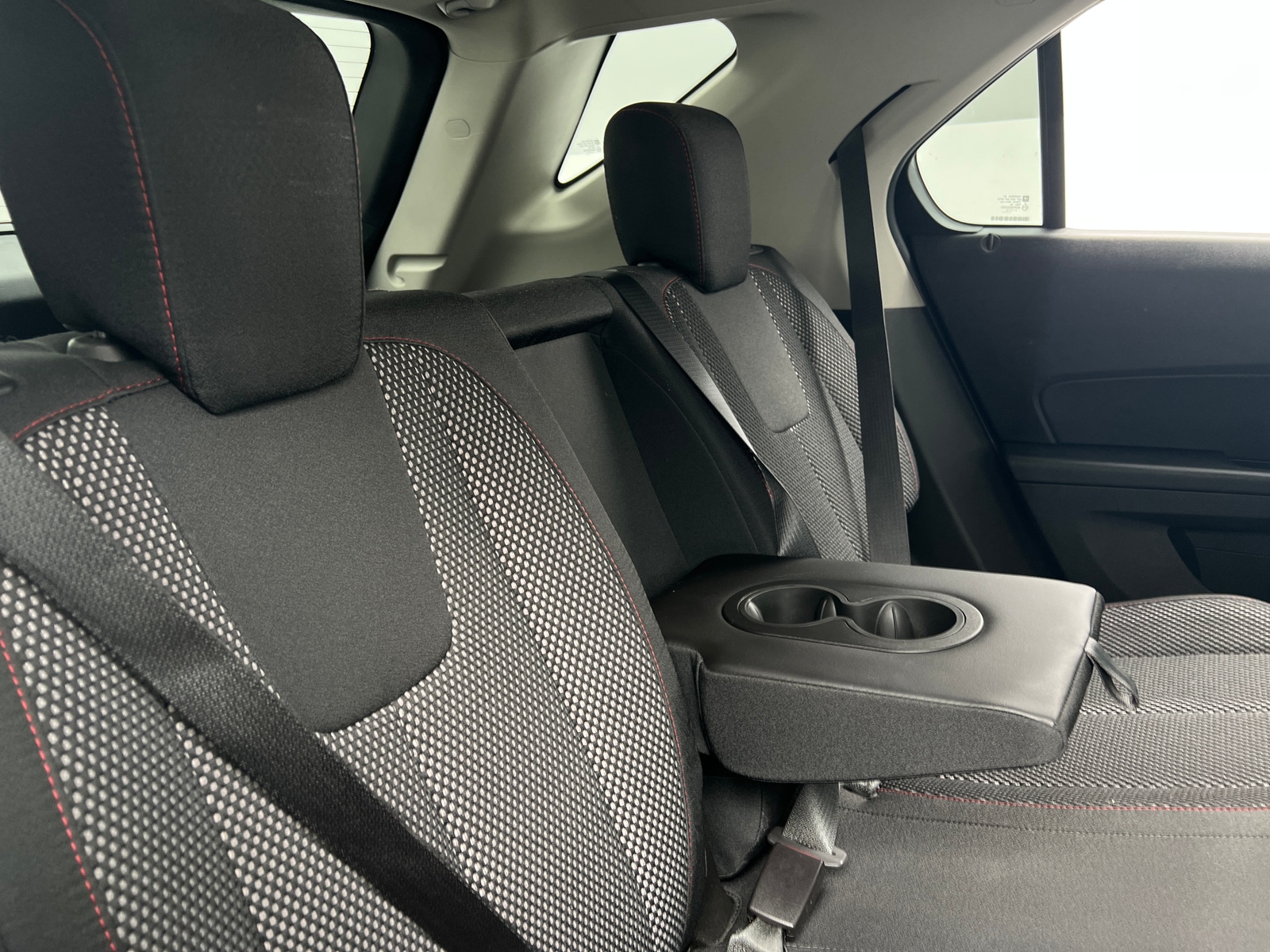 Thumbnail: 2016 Chevrolet Equinox - 6