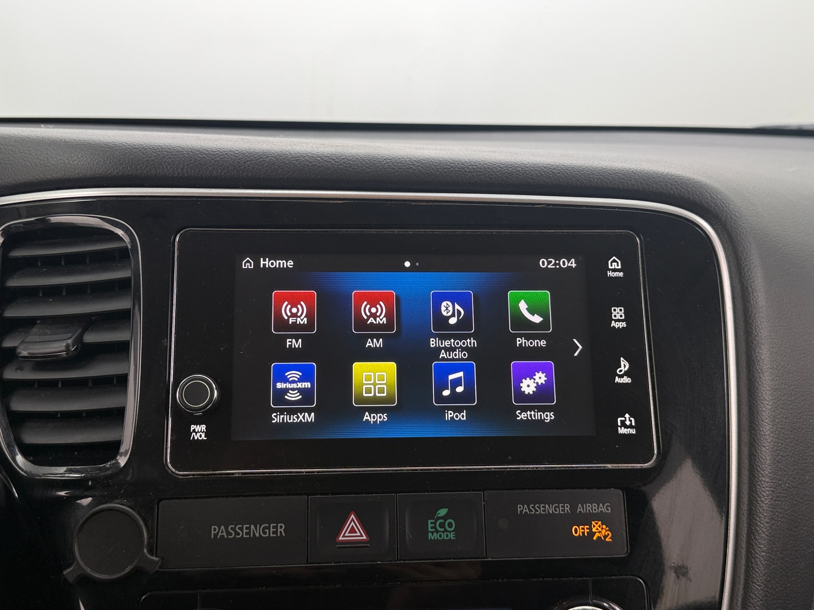 Thumbnail: 2017 Mitsubishi Outlander - 3