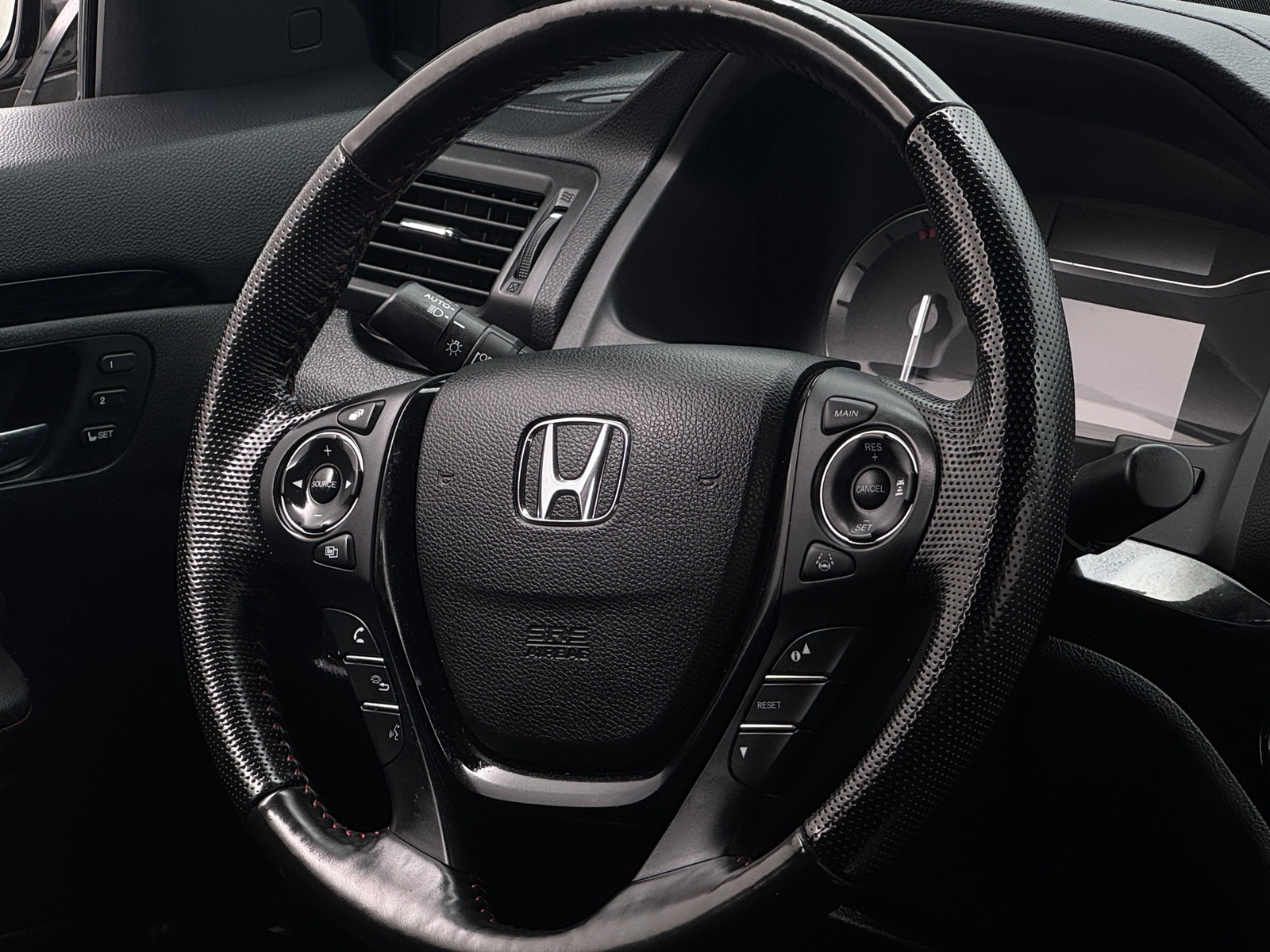 Thumbnail: 2023 Honda Ridgeline - 4