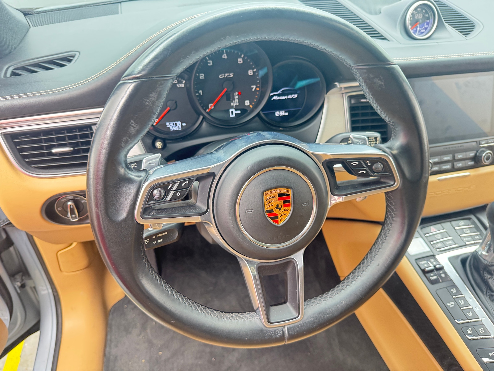 Thumbnail: 2018 Porsche Macan - 4