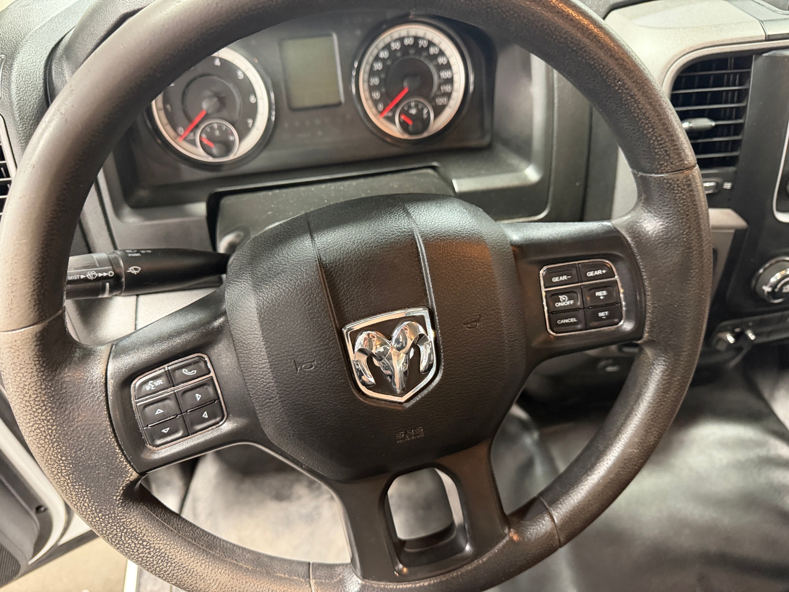 Thumbnail: 2022 RAM 1500 Classic - 4