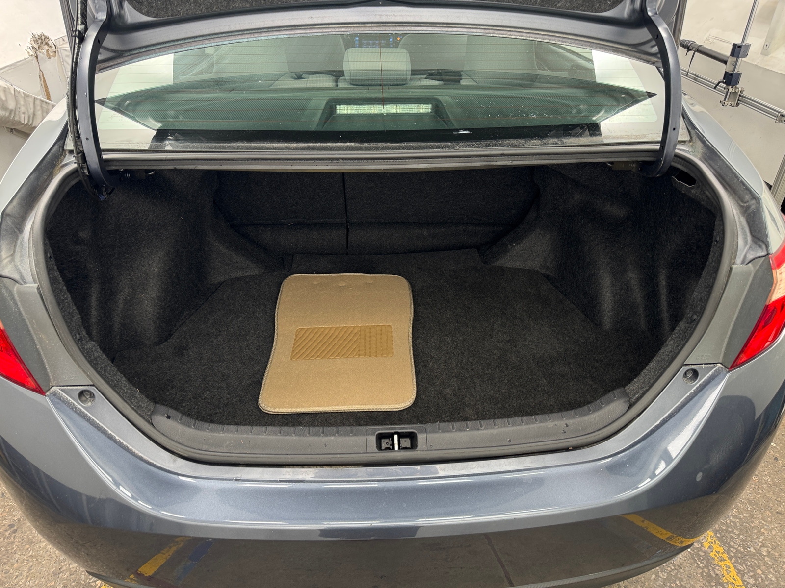 Thumbnail: 2018 Toyota Corolla - 7