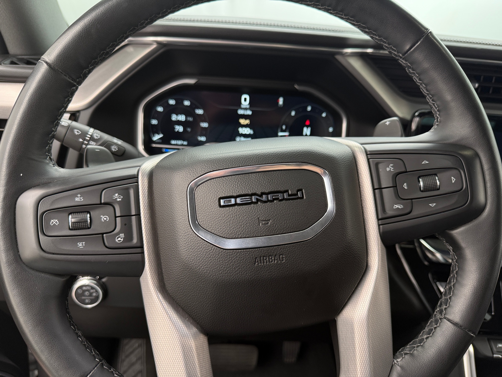 Thumbnail: 2023 GMC Sierra 1500 - 4