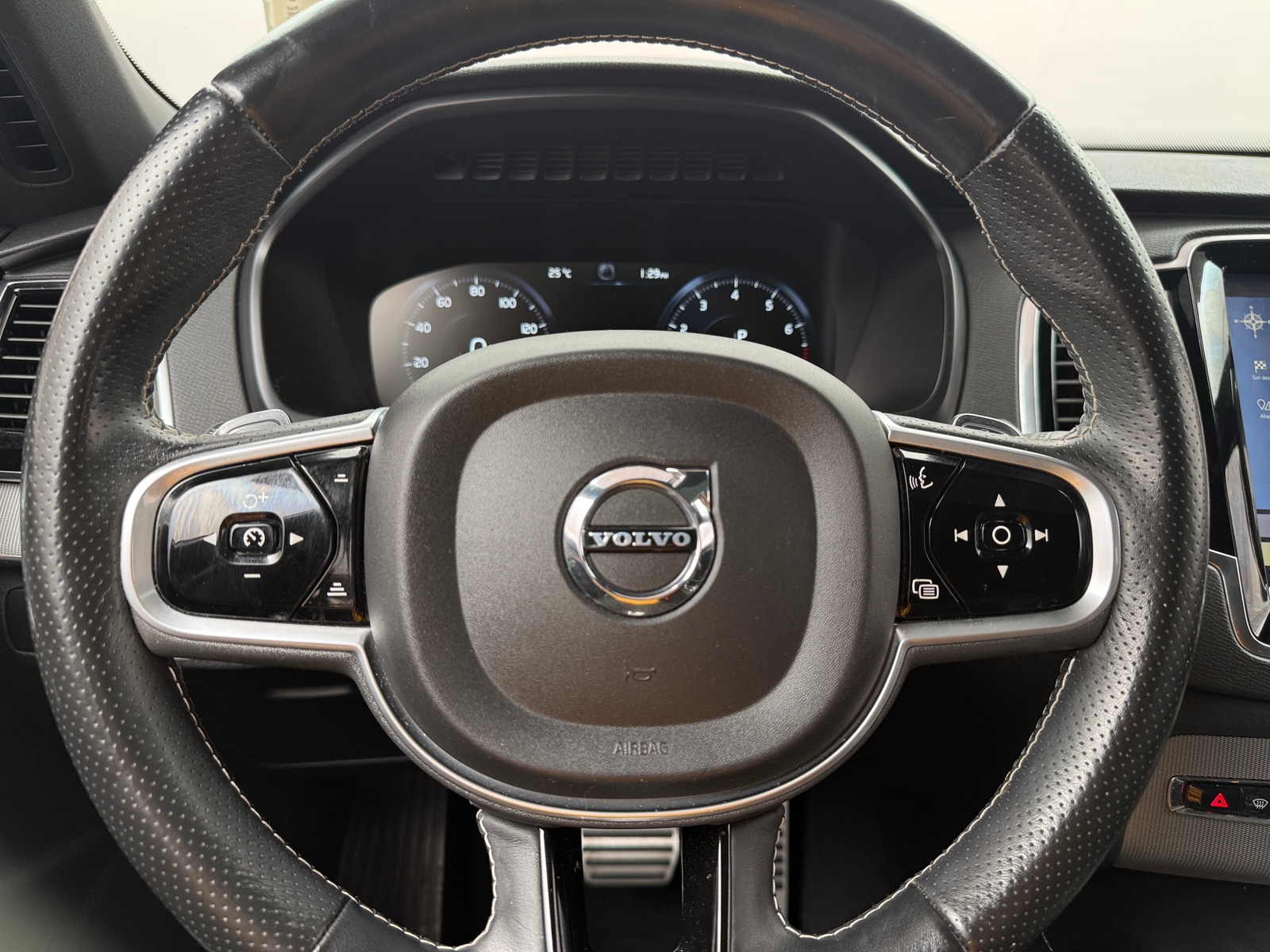 Thumbnail: 2017 Volvo XC90 - 4