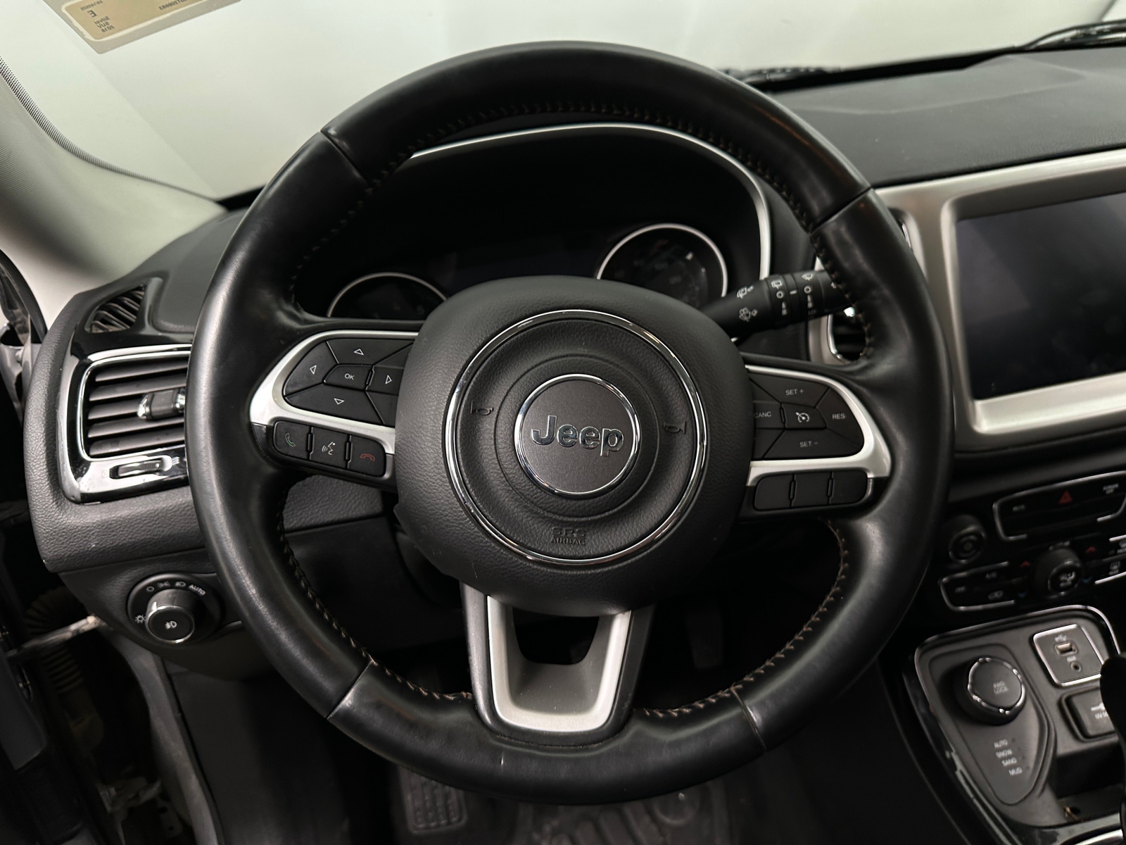 Thumbnail: 2018 Jeep Compass - 4