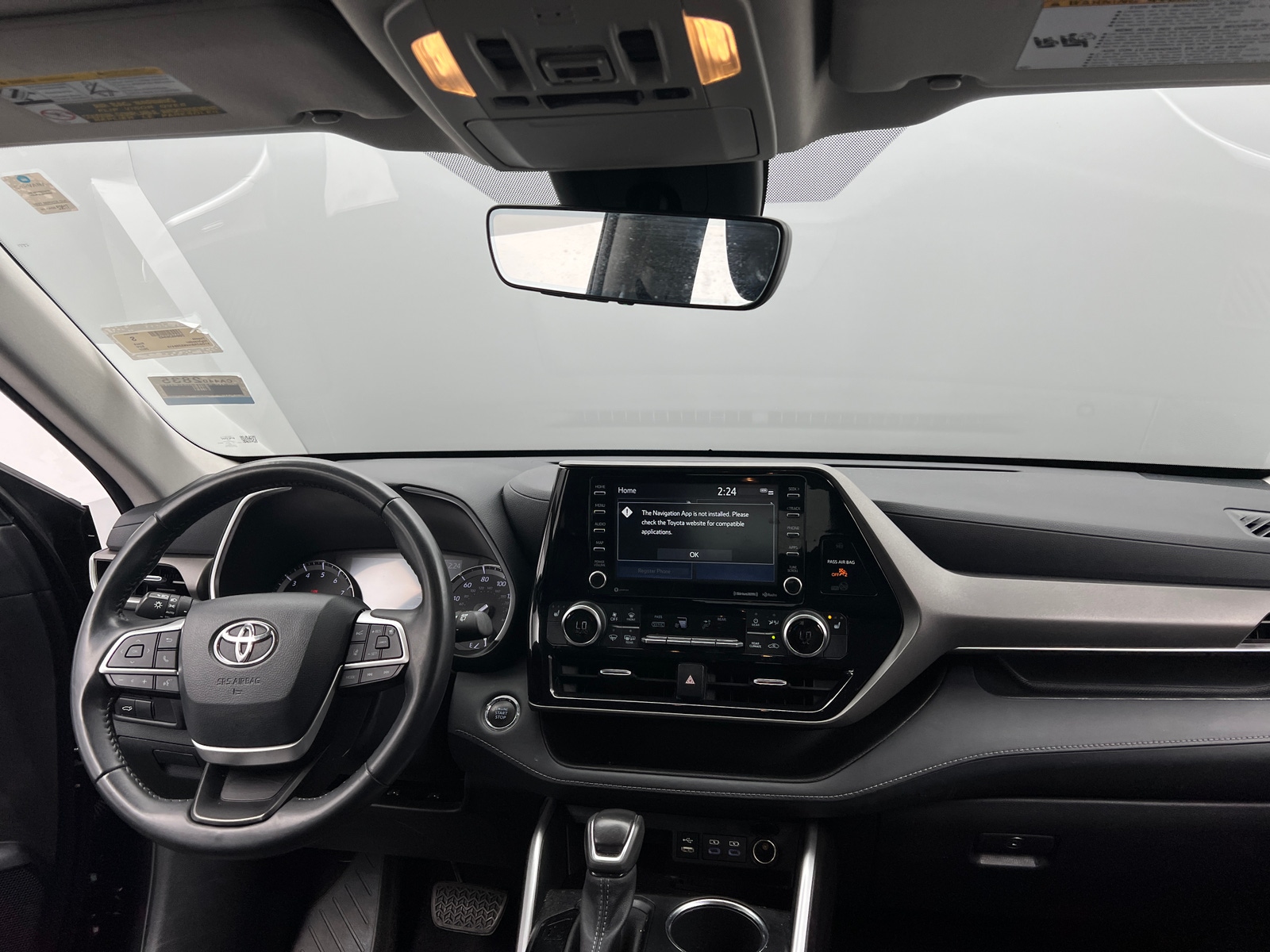 Thumbnail: 2022 Toyota Highlander - 2