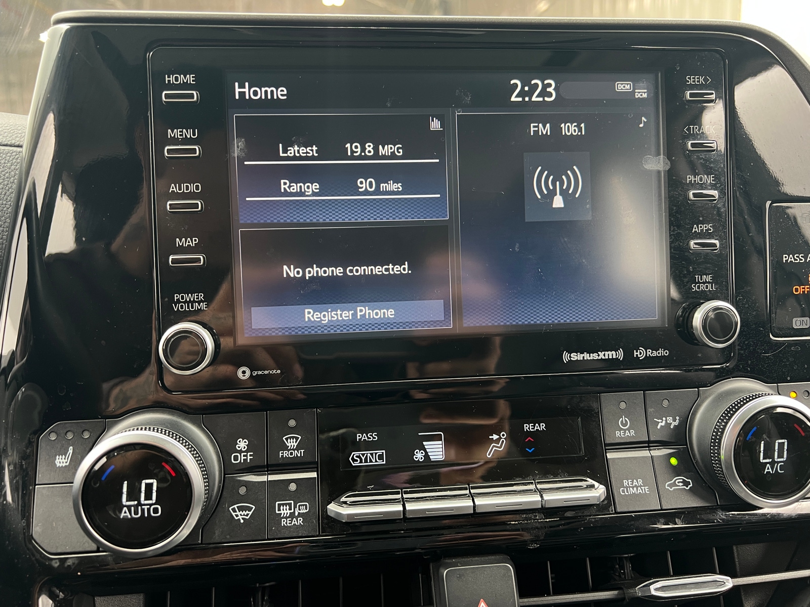 Thumbnail: 2022 Toyota Highlander - 3