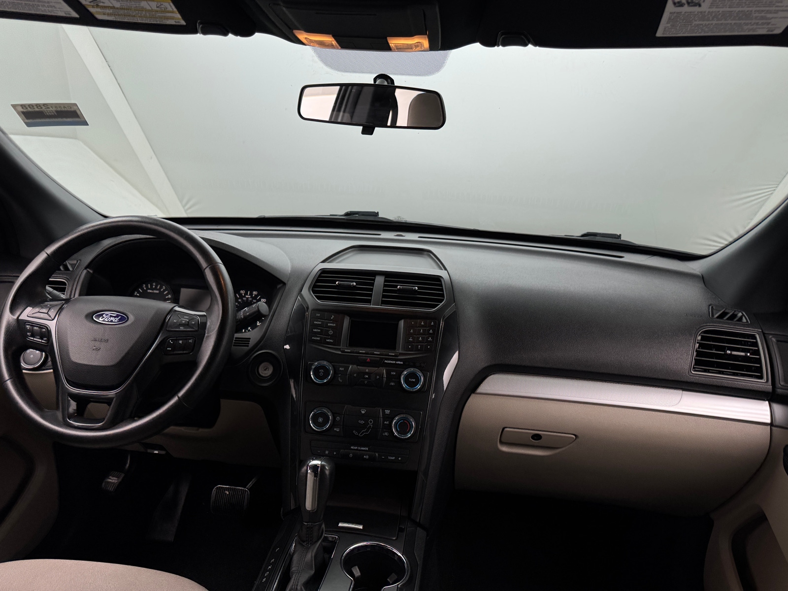 Thumbnail: 2019 Ford Explorer - 3