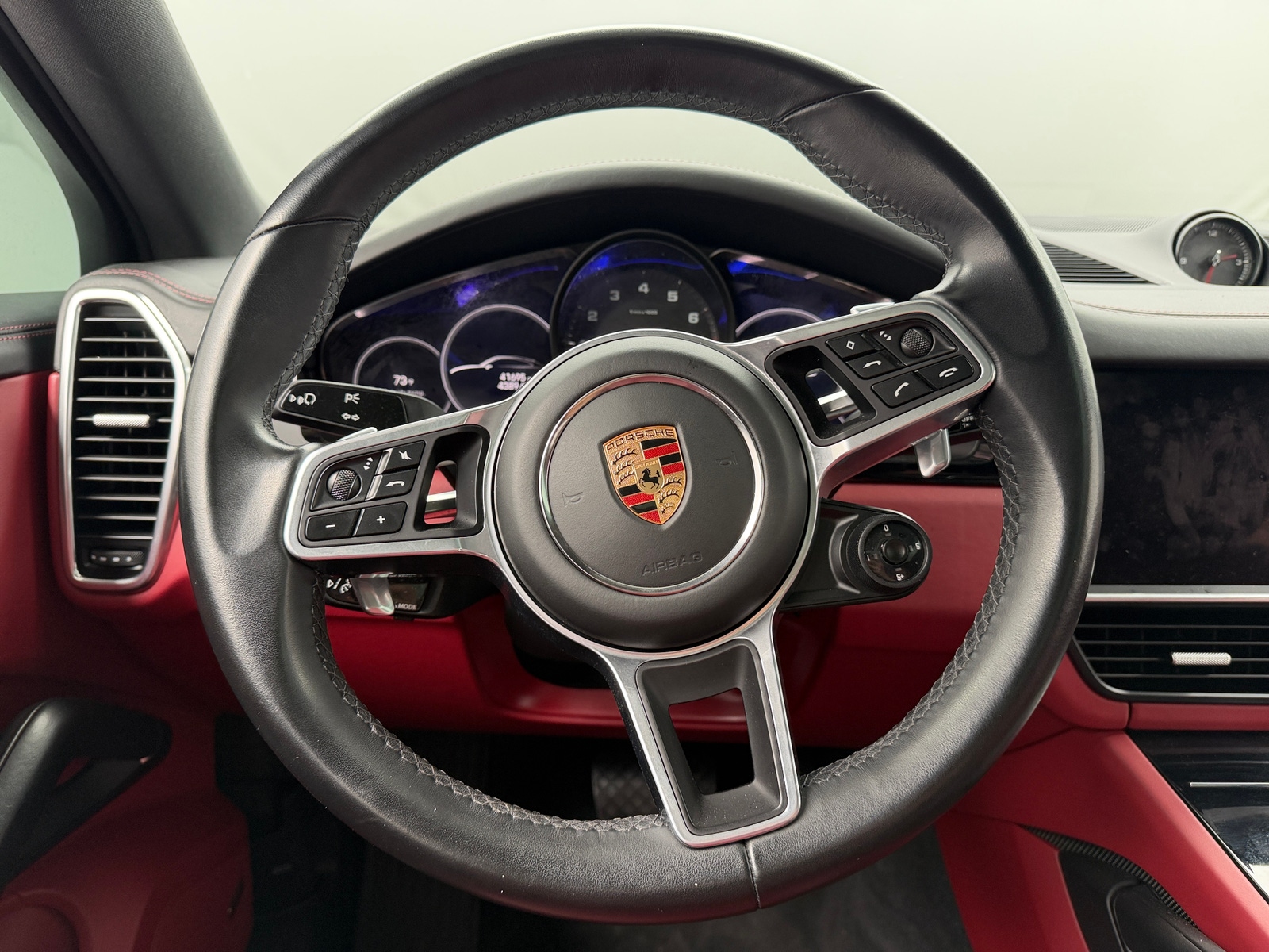 Thumbnail: 2023 Porsche  - 4