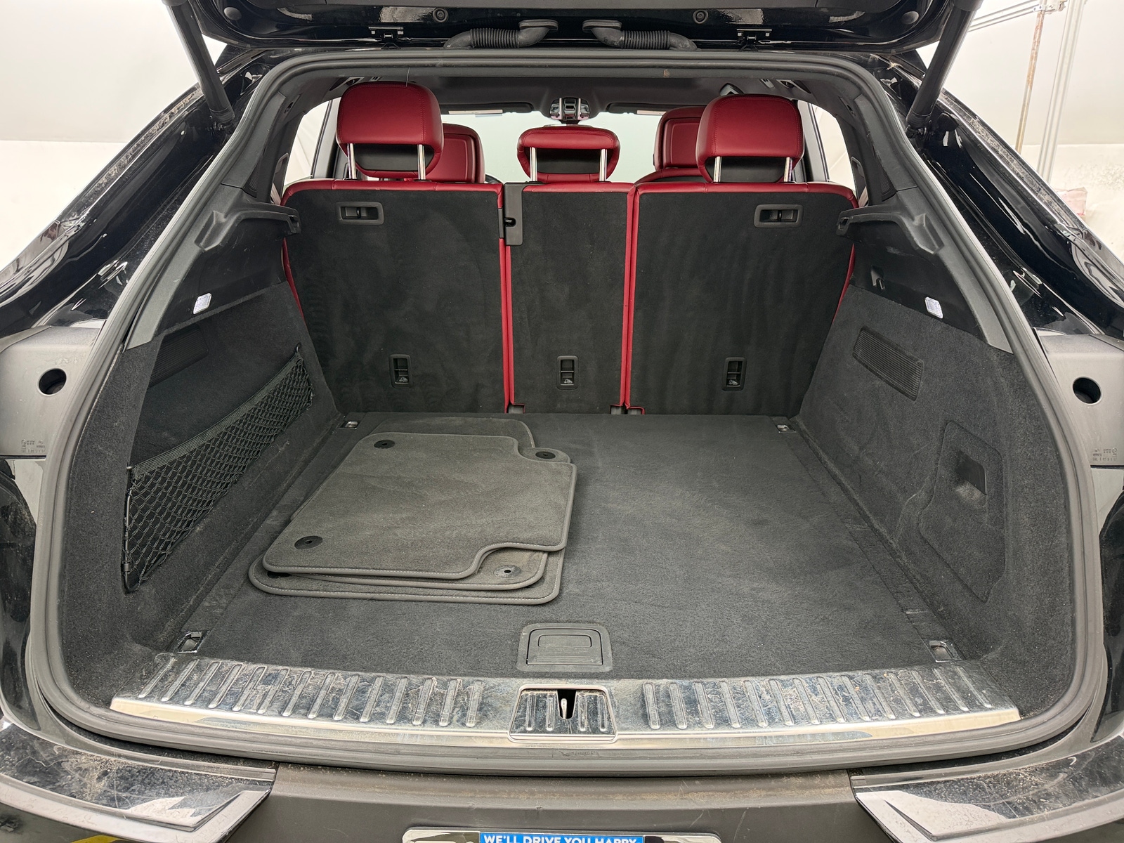 Thumbnail: 2023 Porsche  - 6