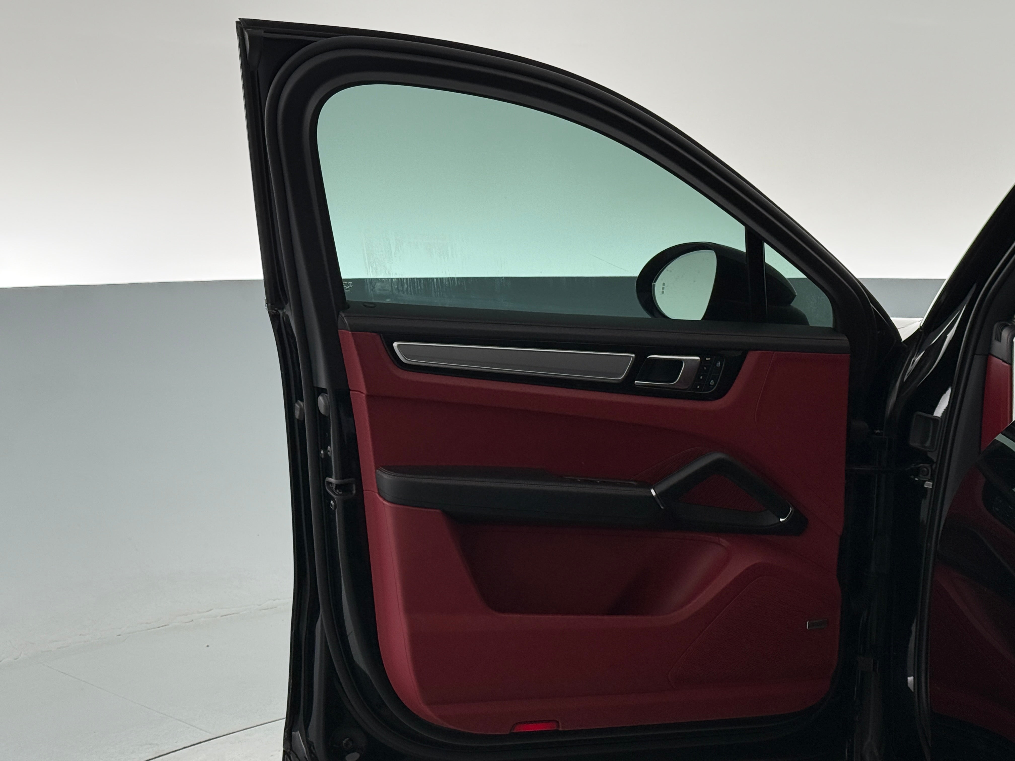 2023 Porsche Cayenne Coup