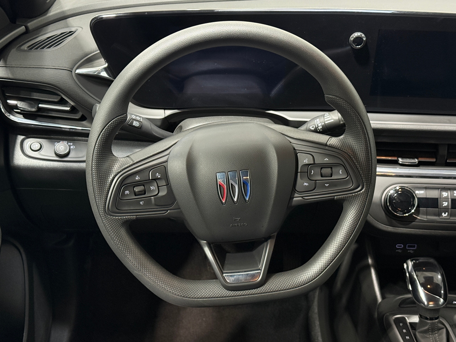 Thumbnail: 2025 Buick Envista - 4