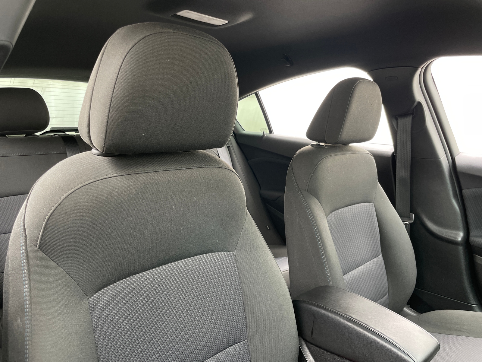 Thumbnail: 2018 Chevrolet Cruze - 2