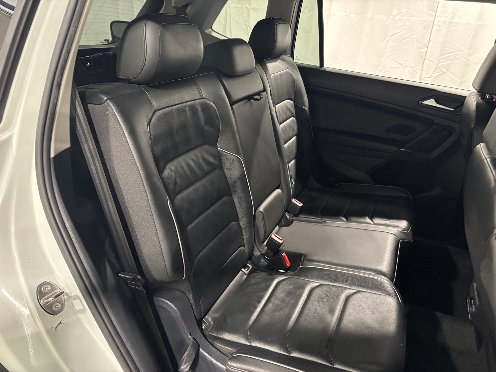 Thumbnail: 2018 Volkswagen Tiguan - 5