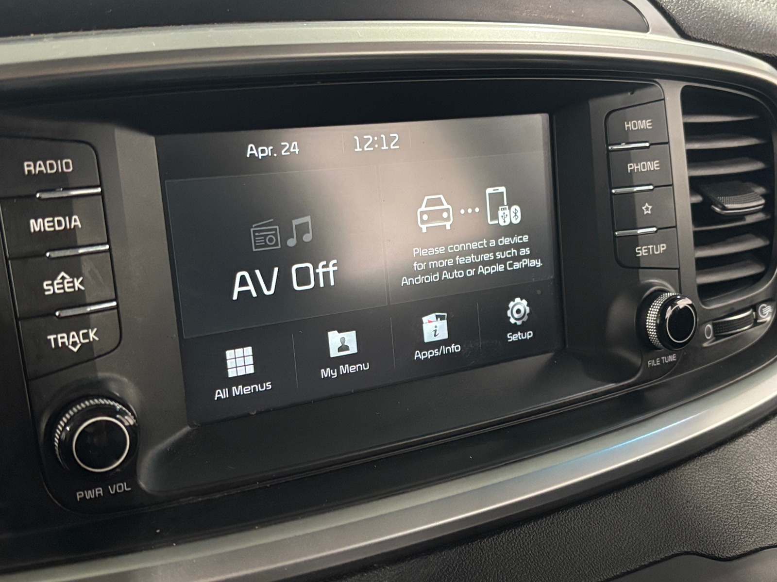 Thumbnail: 2019 Kia Sorento - 4