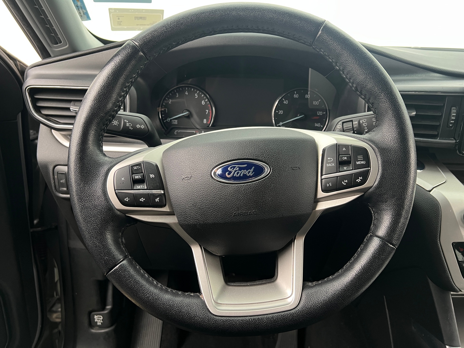 Thumbnail: 2021 Ford Explorer - 5