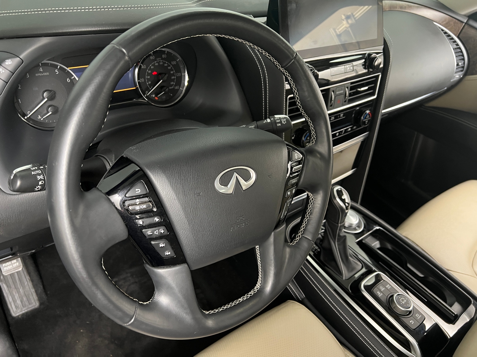 Thumbnail: 2024 INFINITI QX80 - 4