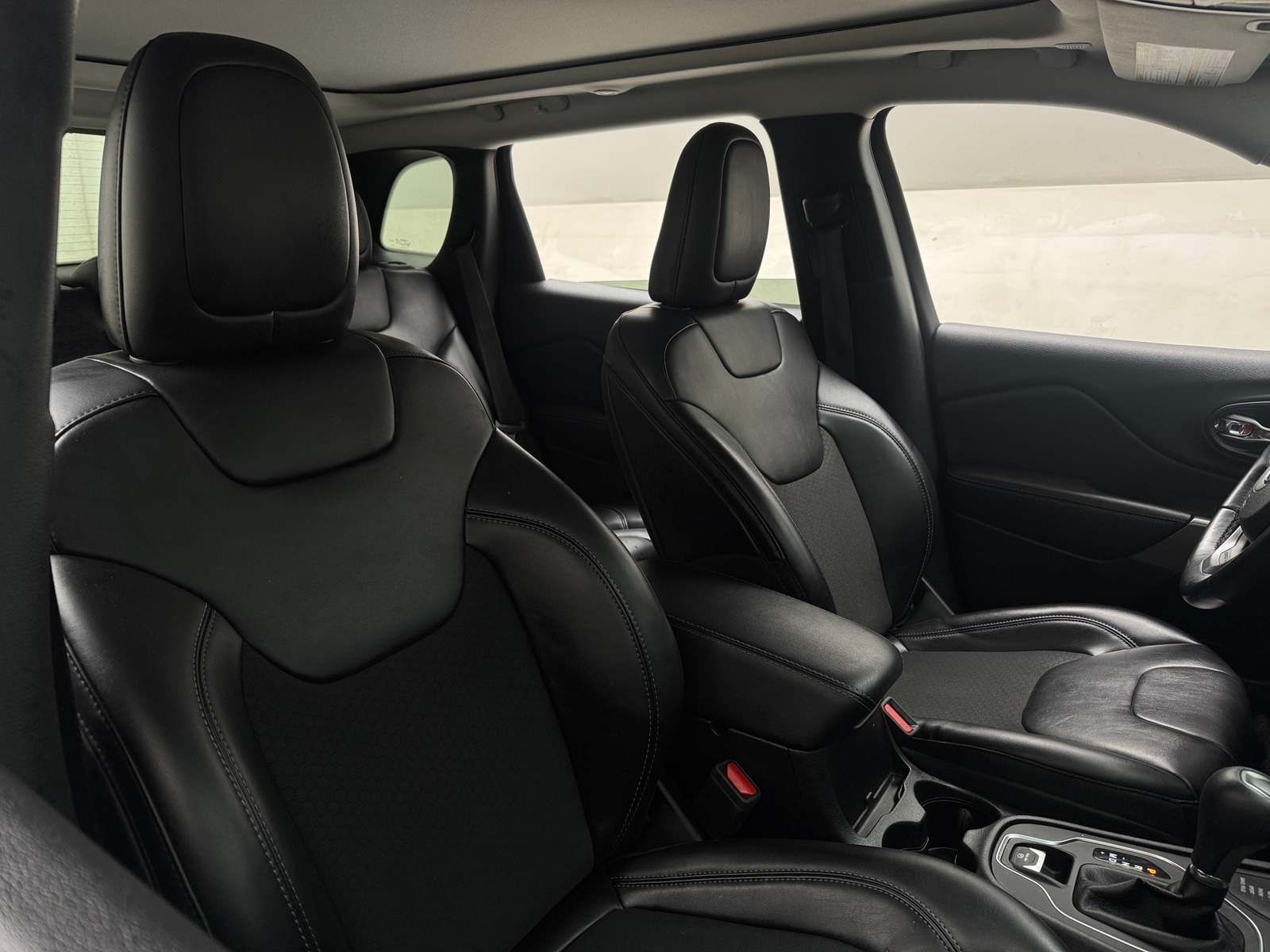 Thumbnail: 2021 Jeep Cherokee - 2