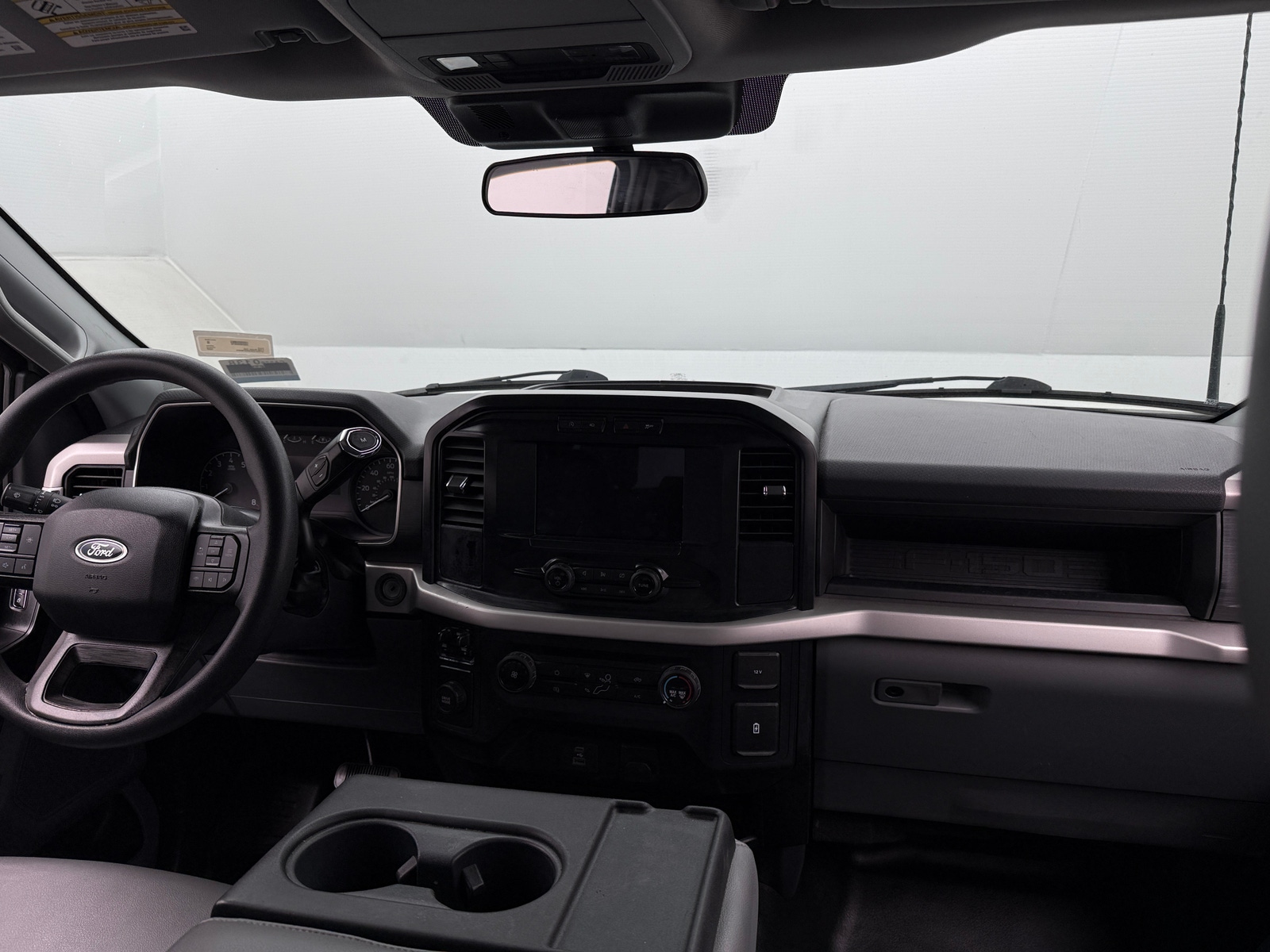 Thumbnail: 2022 Ford Econoline - 3