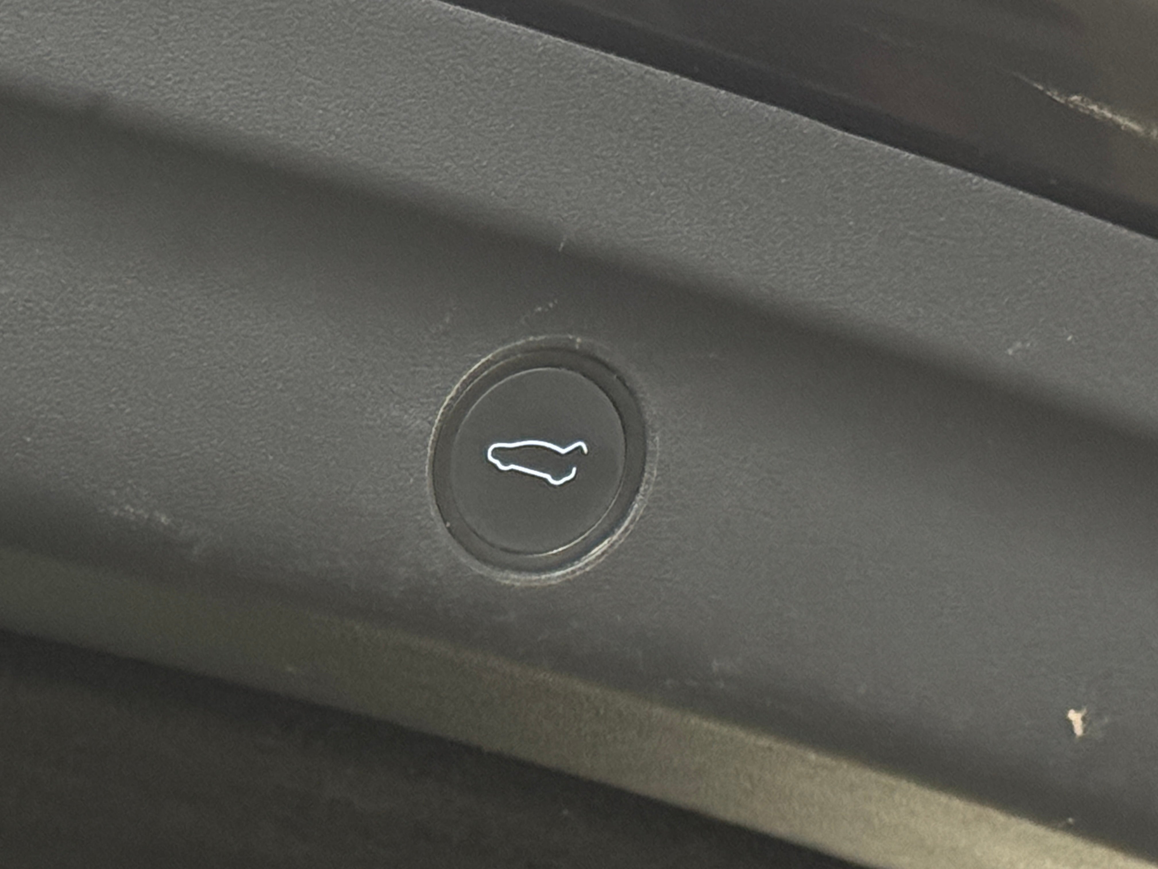 Used 2020 Tesla Model Y Performance with VIN 5YJYGDEF5LF009656 for sale in Oak Creek, WI