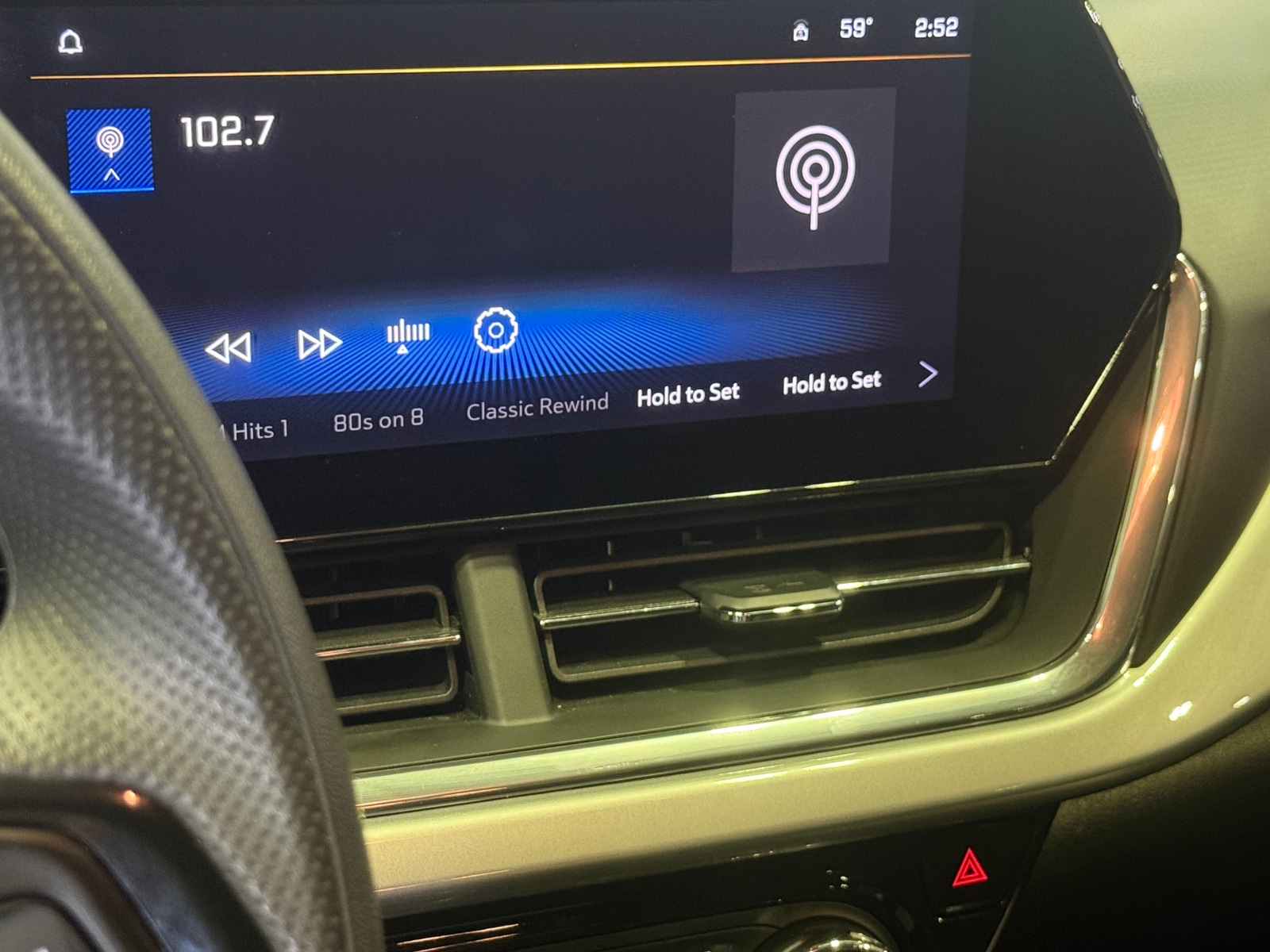 Thumbnail: 2025 Chevrolet Trax - 4