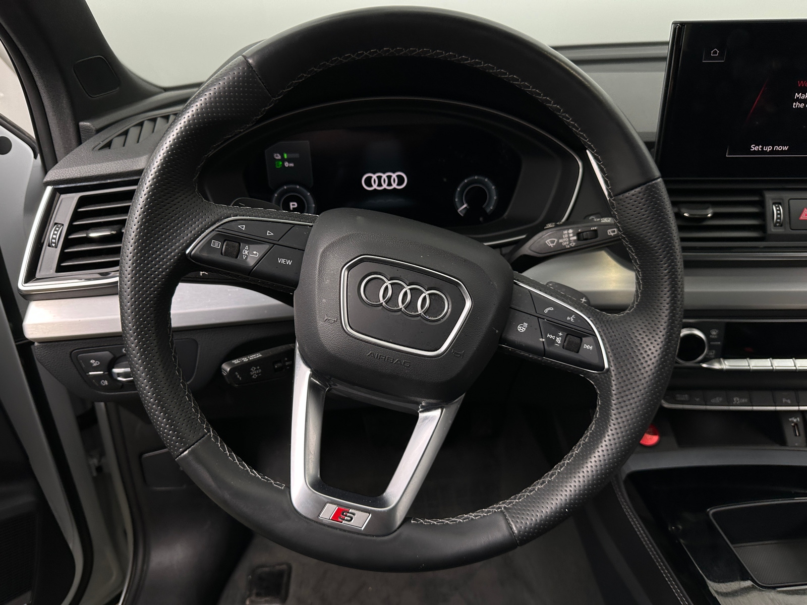 Thumbnail: 2023 Audi Q5 - 4