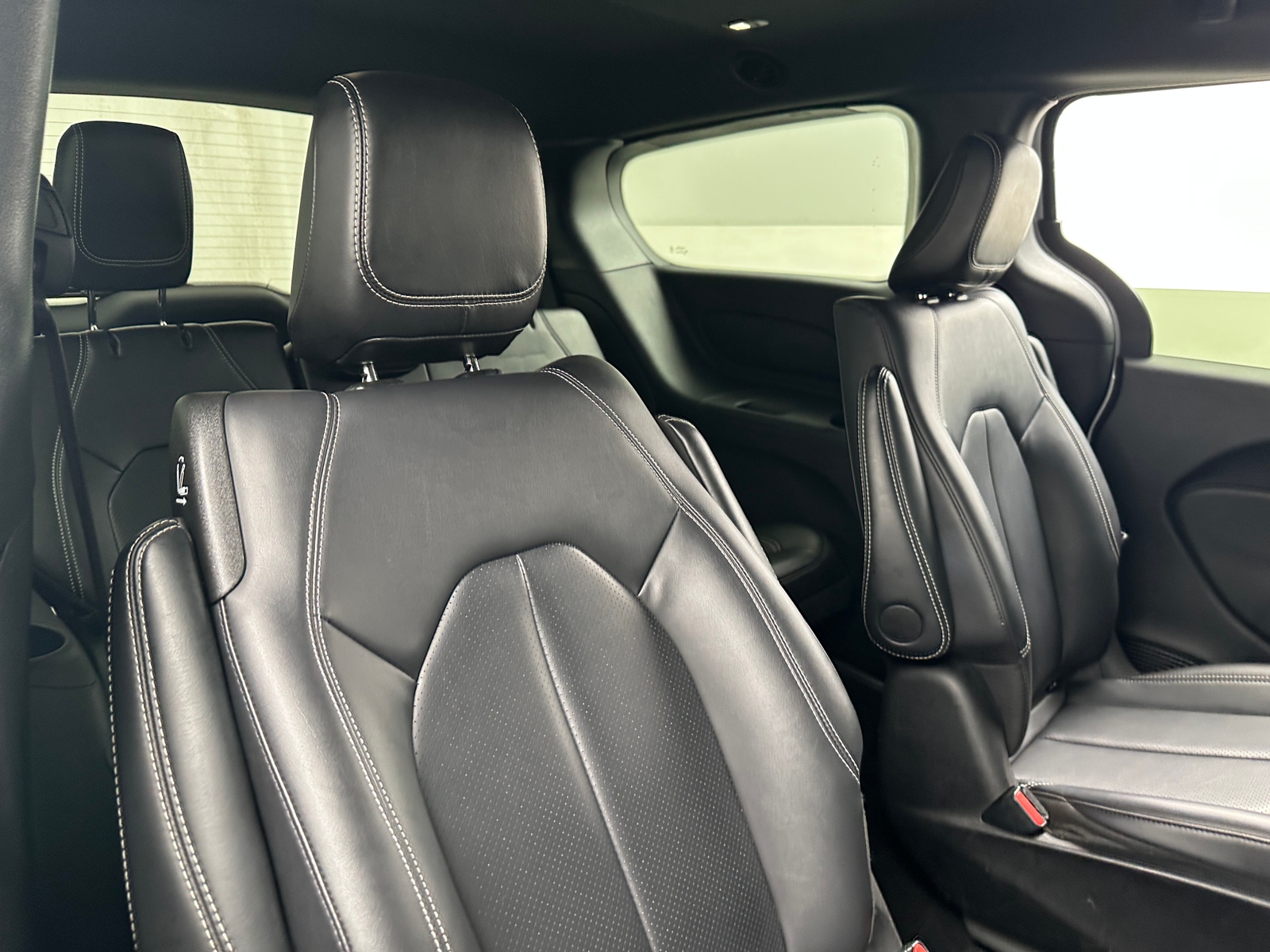 Thumbnail: 2024 Chrysler Pacifica - 5