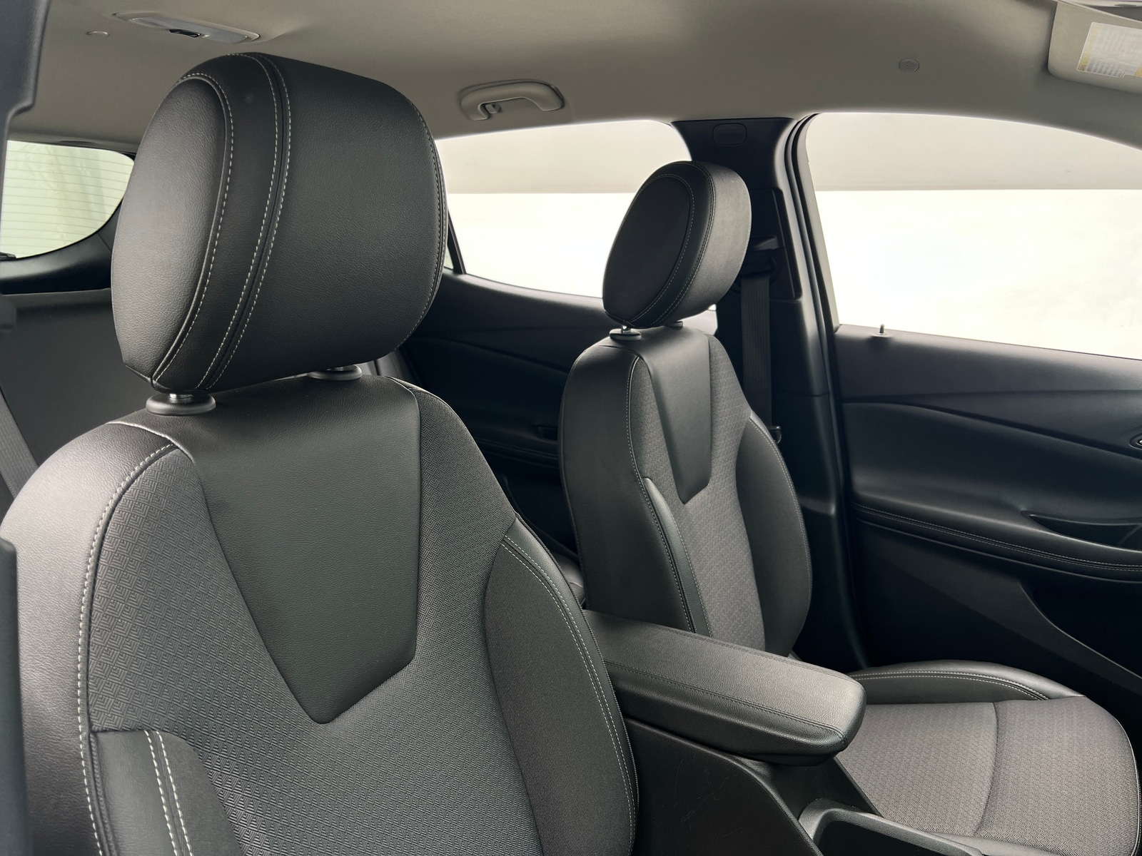 Thumbnail: 2025 Buick Encore GX - 2