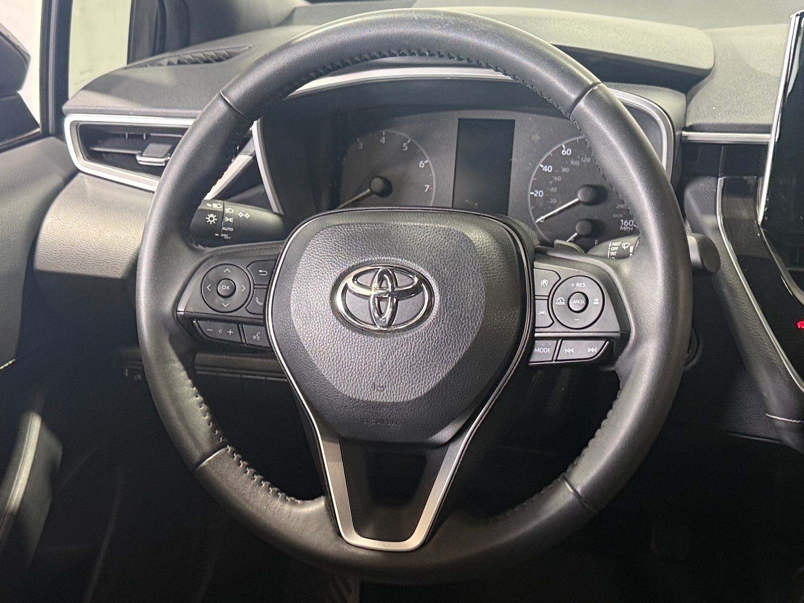 Thumbnail: 2023 Toyota Corolla - 5