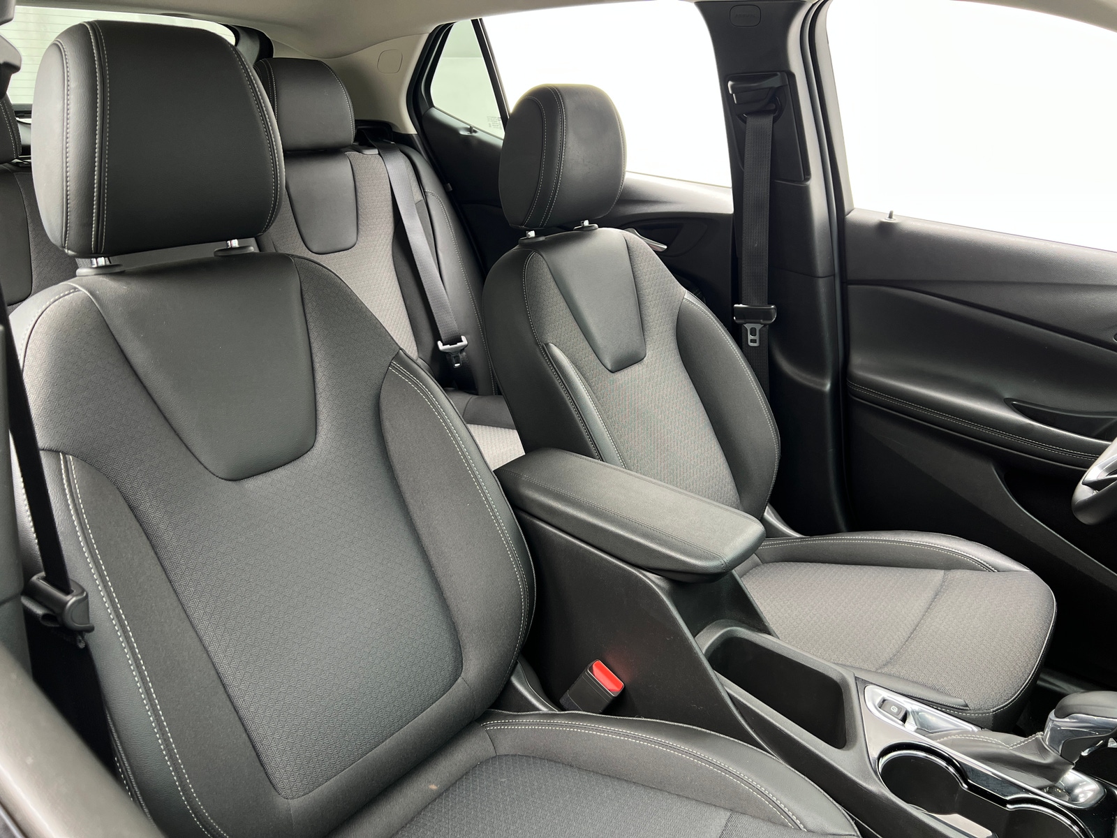 Thumbnail: 2025 Buick Encore GX - 2