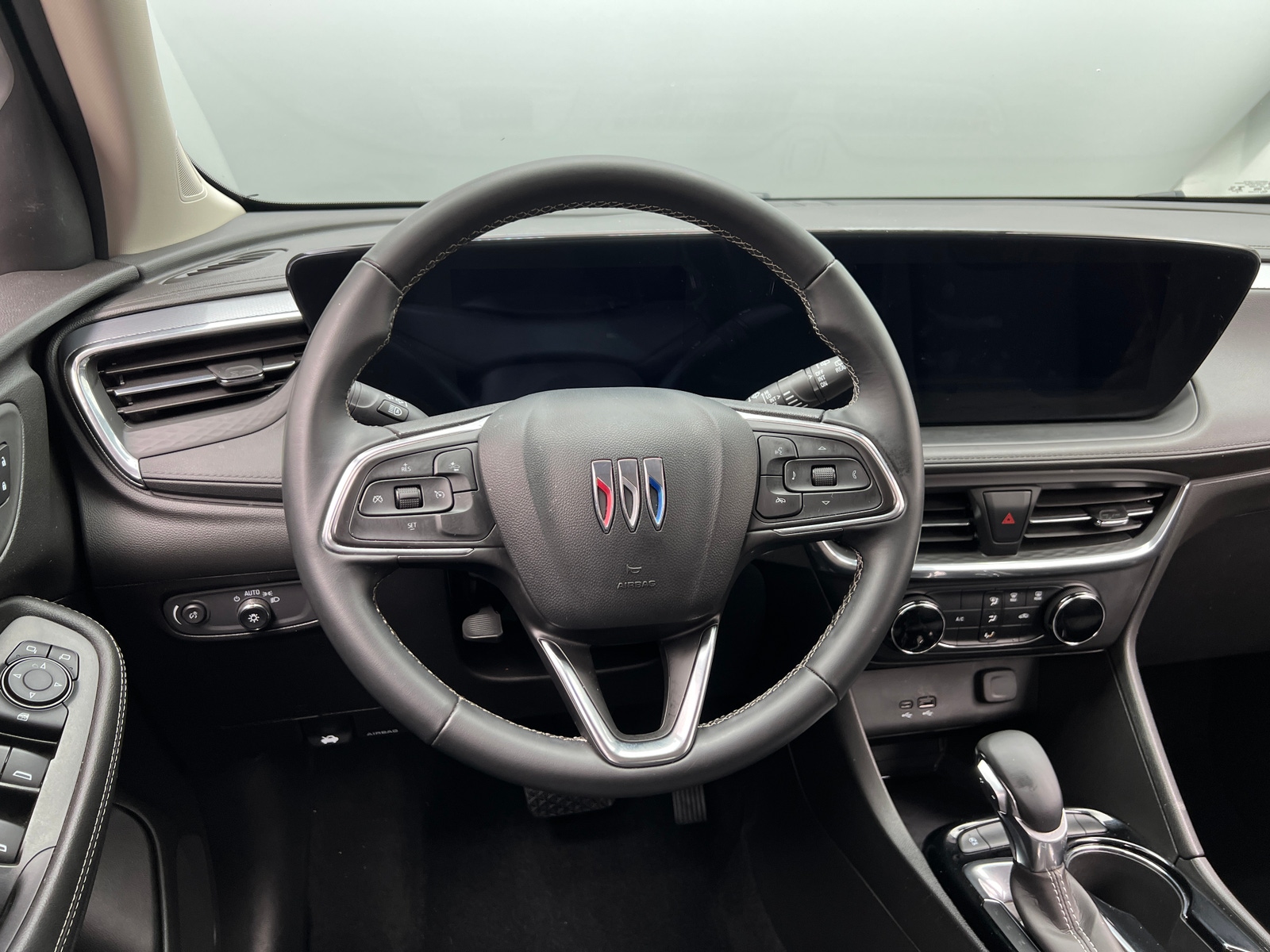 Thumbnail: 2025 Buick Encore GX - 5
