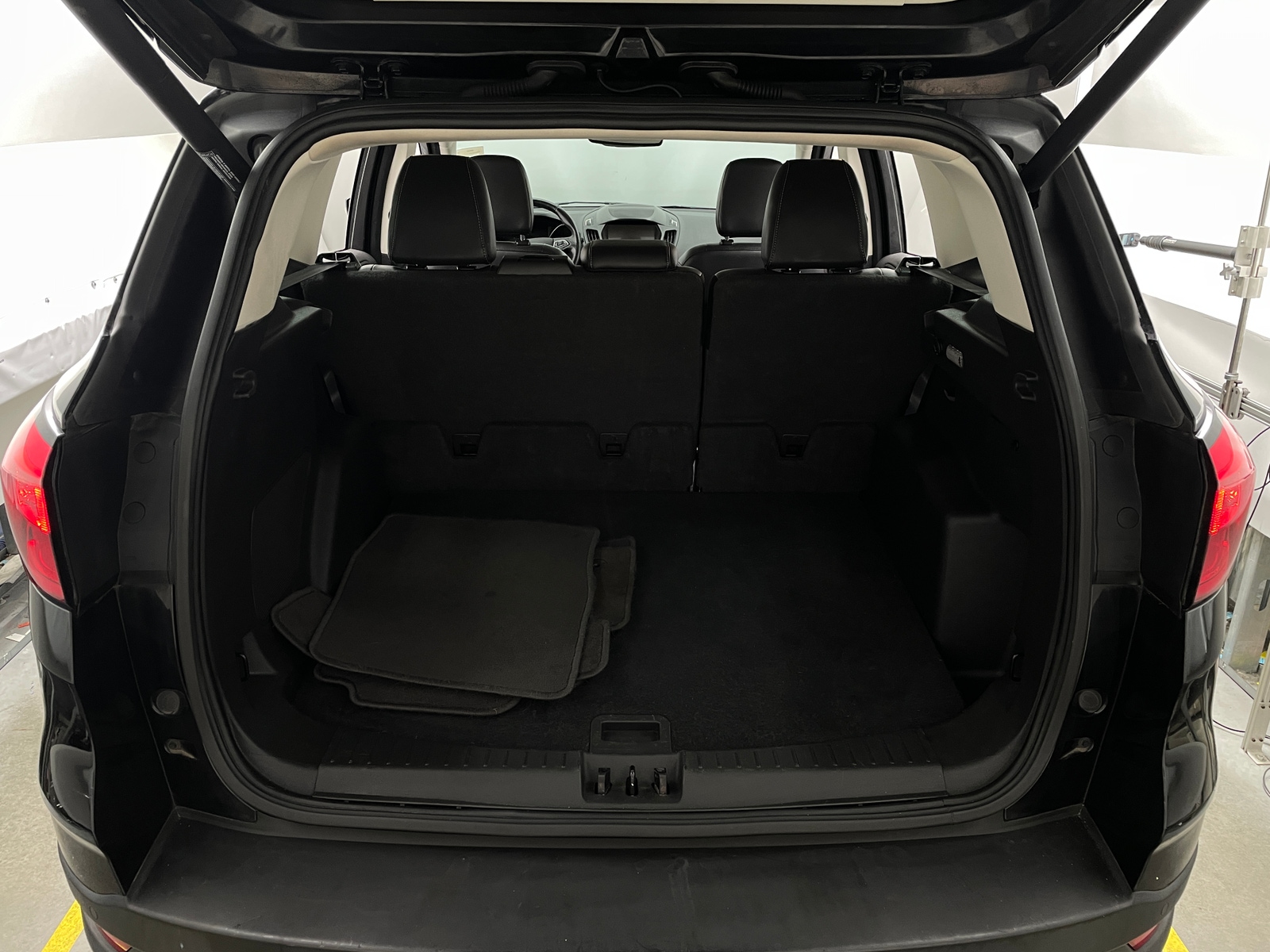 Thumbnail: 2019 Ford Escape - 6