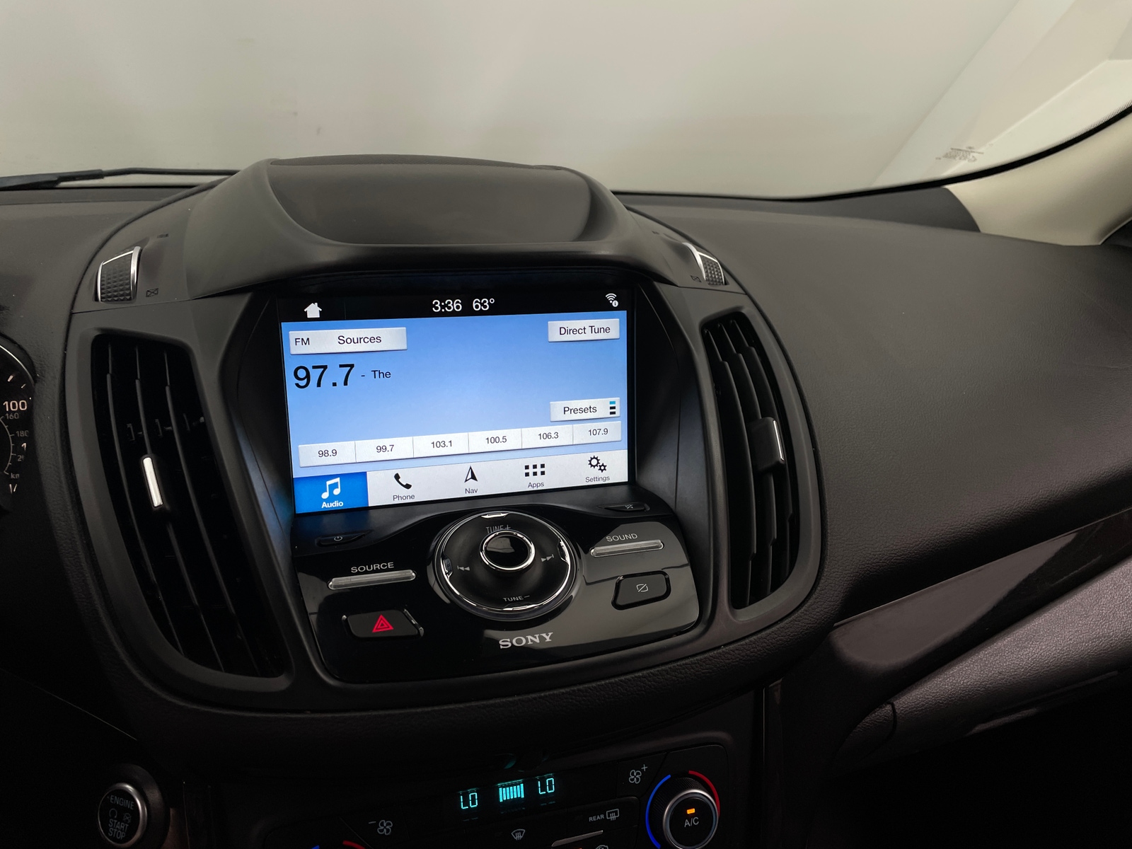 Thumbnail: 2019 Ford Escape - 3