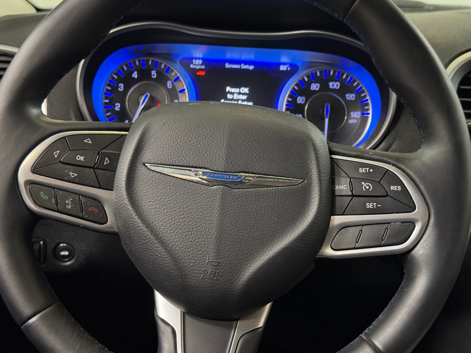 Thumbnail: 2017 Chrysler 300 - 4