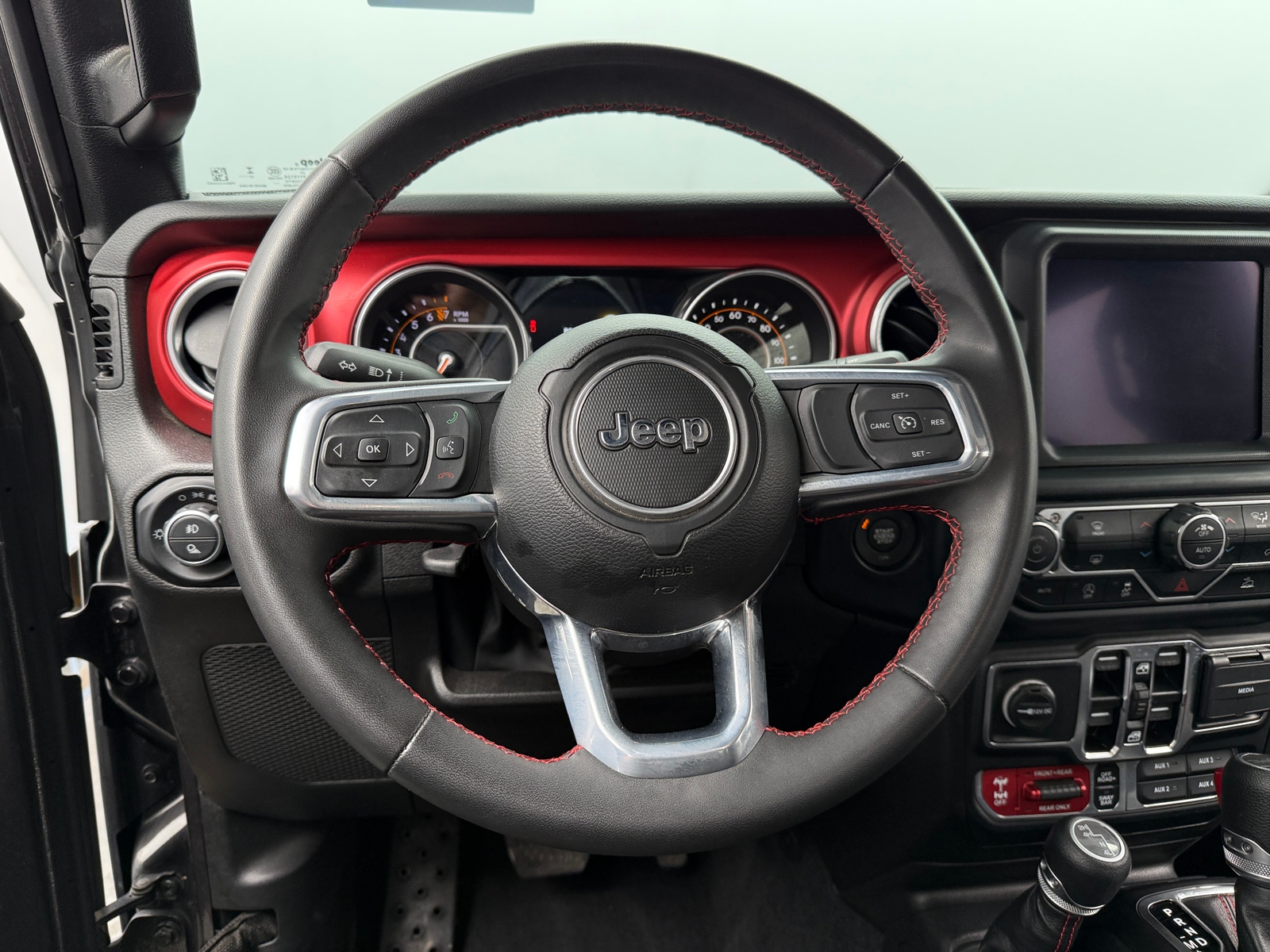 Thumbnail: 2023 Jeep Gladiator - 5