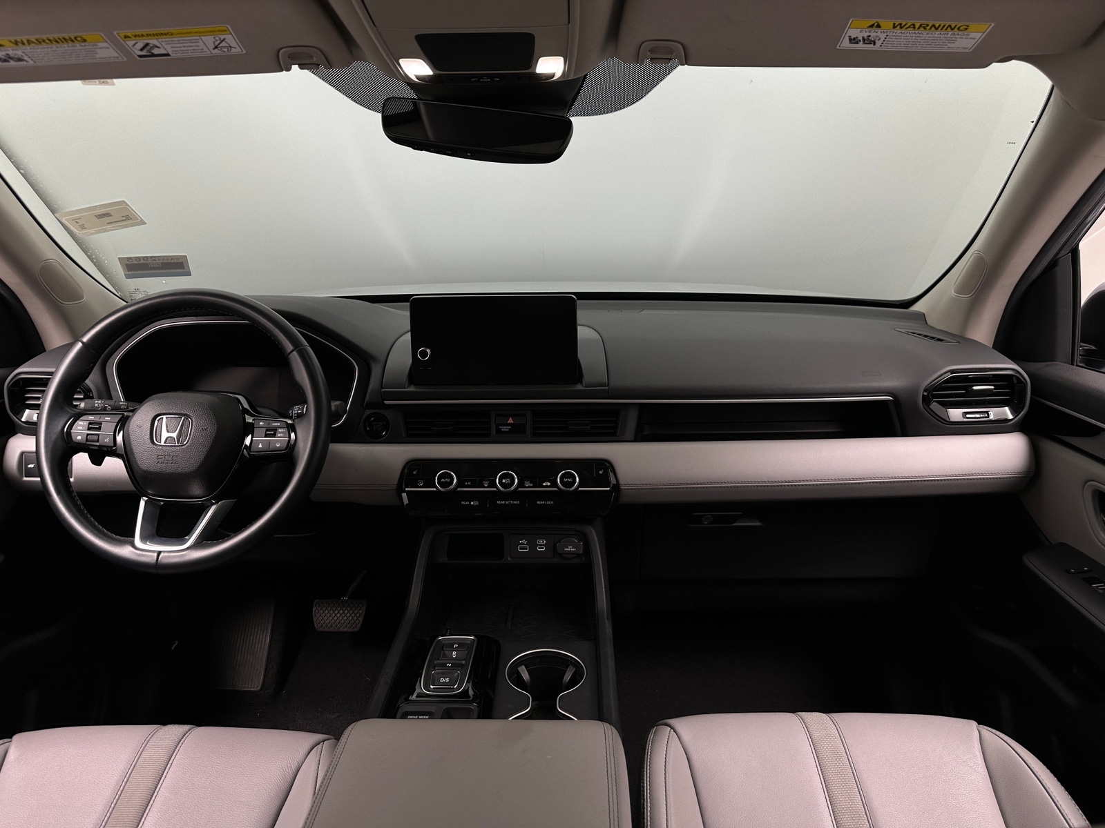 Thumbnail: 2025 Honda Pilot - 2