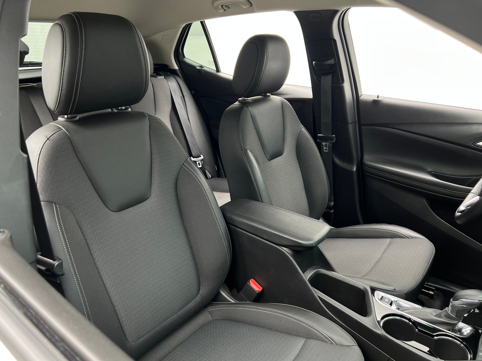 Thumbnail: 2025 Buick Encore GX - 2